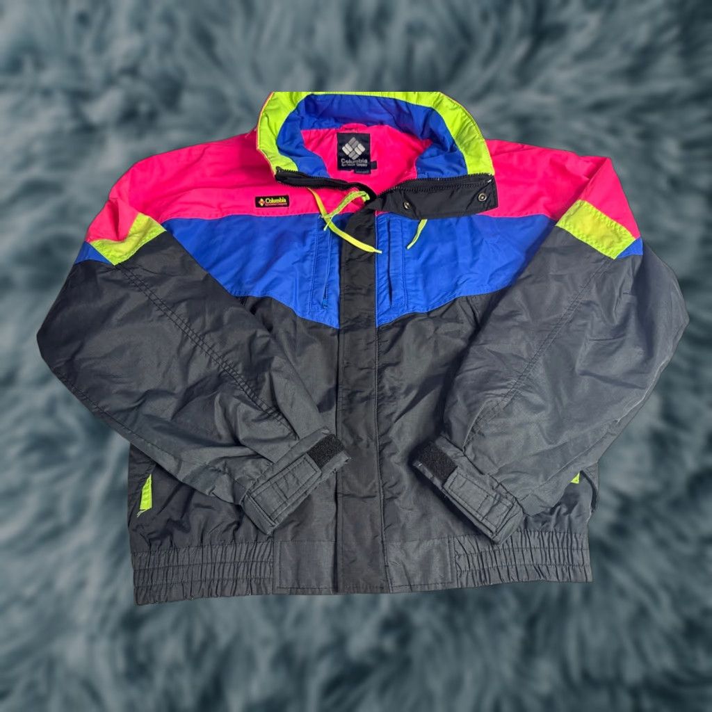 Vintage VINTAGE Columbia Windbreaker Jacket Men L Pink Neon Green Black Nylon Regular Size US L / EU 52-54 / 3 - 1 Thumbnail