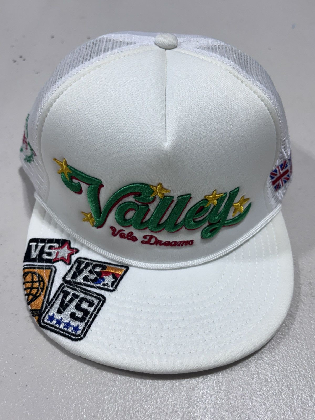 Vale Forever Charms Trucker Green