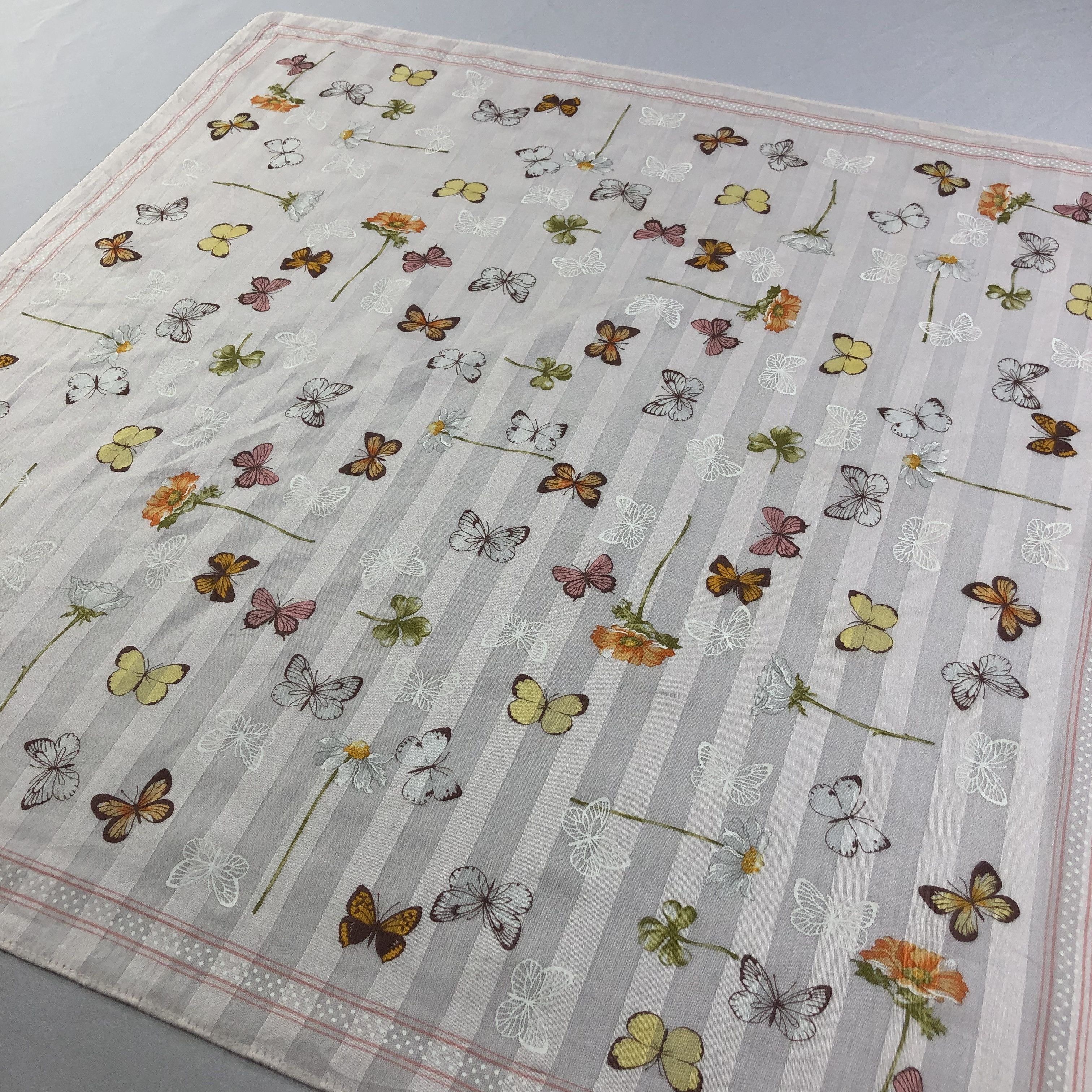 Hanae Mori Hanae Mori Handkerchief Neckerchief Bandana H1977 Size ONE SIZE - 3 Thumbnail