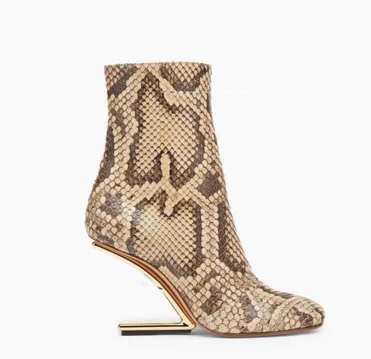 Fendi o1loc1c0824 Boot in Brown Size US 9 / IT 39 - 1 Preview