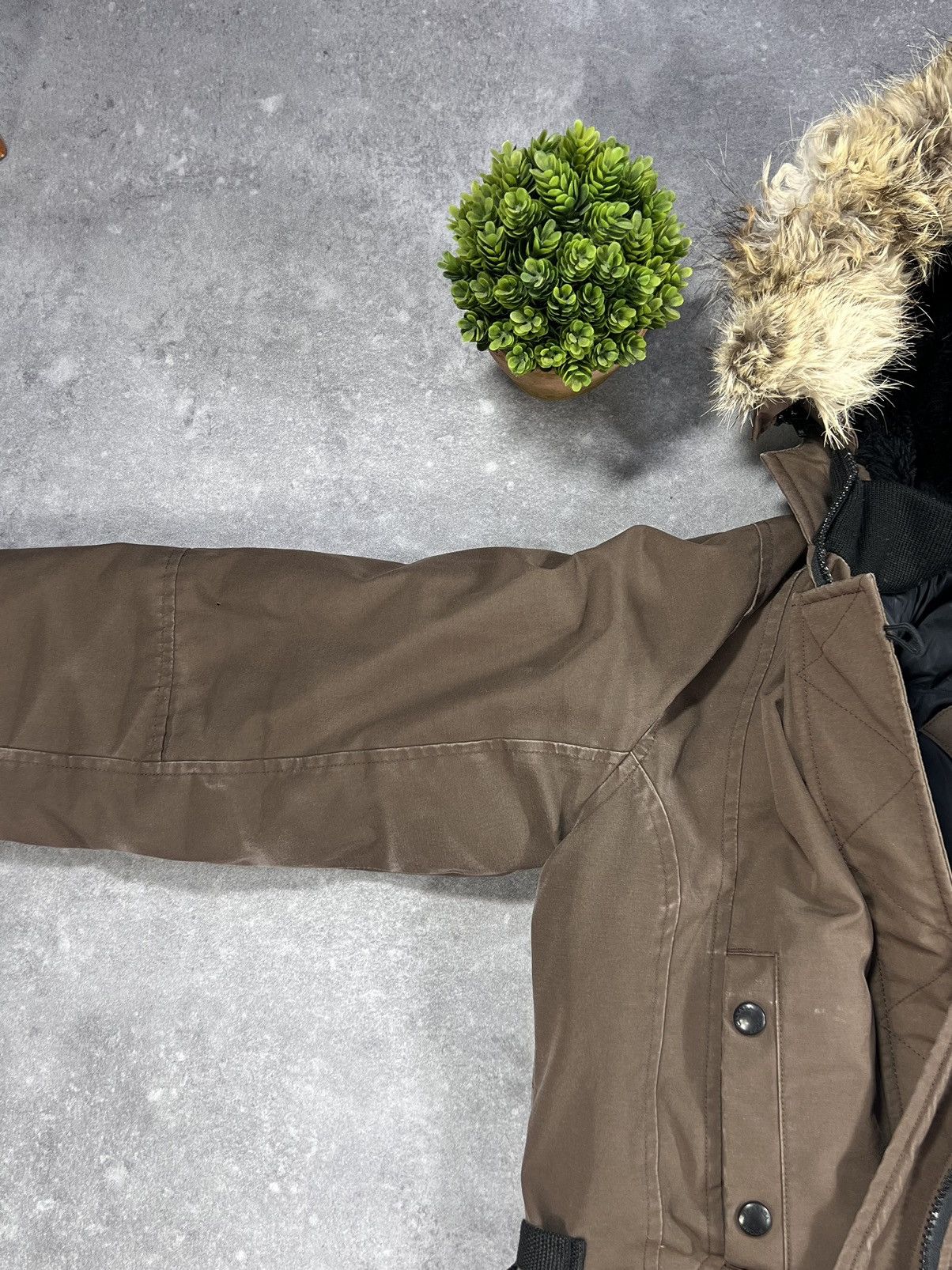 Canada Goose Canada Goose Kensington Parka Jacket Luxury Authentic Size M / US 6-8 / IT 42-44 - 12 Thumbnail