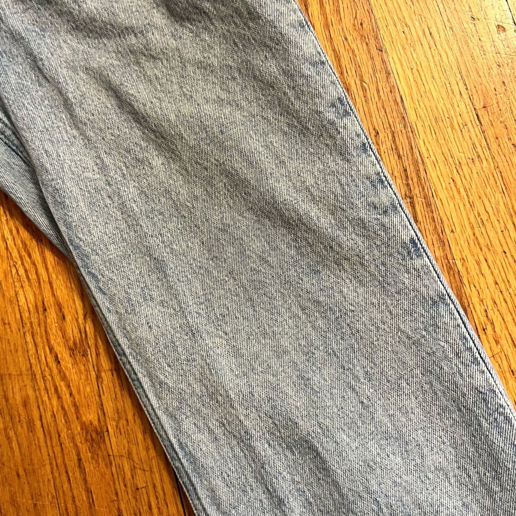 Abercrombie & Fitch Abercrombie & Fitch Jeans Womens 26 Regular Blue 90s Straight High Rise Criss Cross Jeans Womens 26 Blue 90s Straight High Rise Criss Cross Size 26" / US 2 / IT 38 - 5 Thumbnail