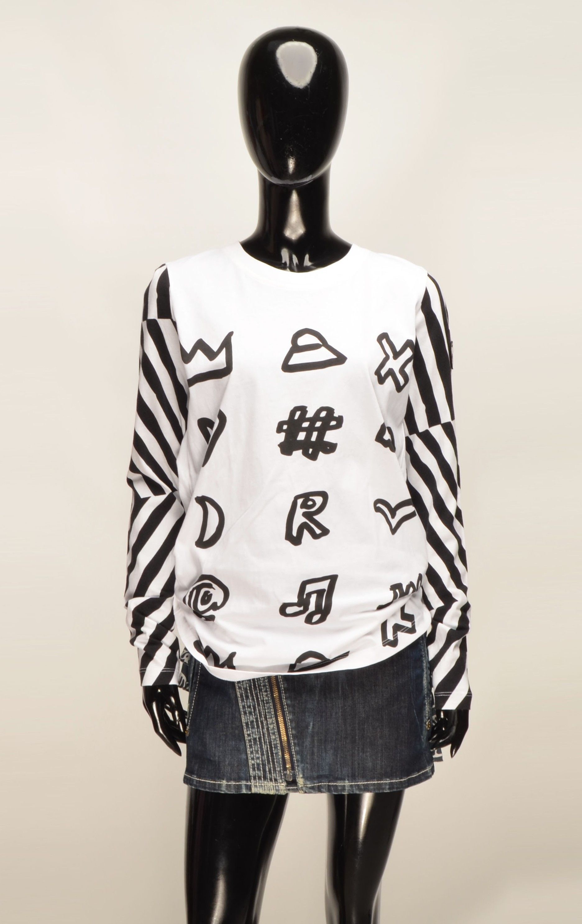 Jean Charles De Castelbajac Rossignol x Jean Charles de Castelbajac Ski Graphic Top Size L / US 10 / IT 46 - 1 Thumbnail