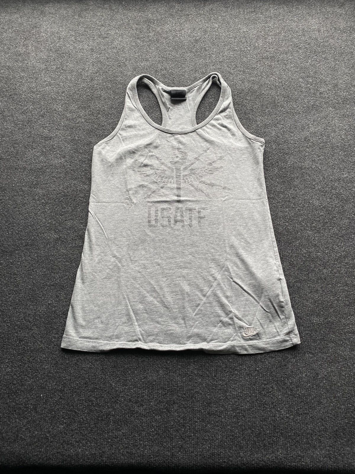 Nike 🔥Nike Track & Field women gray usatf tank top s size Size S / US 4 / IT 40 - 1 Thumbnail