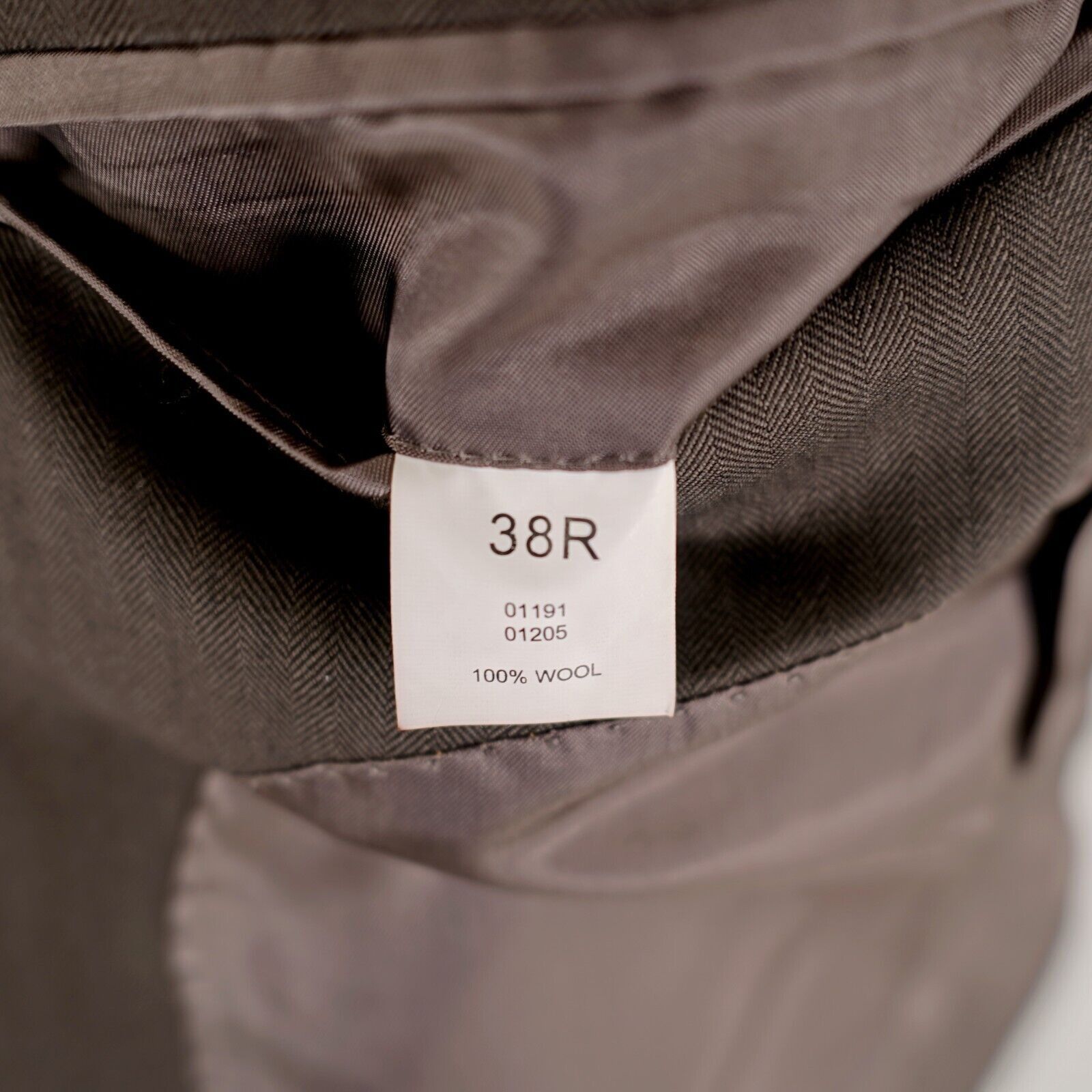 Jos. A. Bank Jos A Bank Signature Wool Herringbone 2 Button Blazer 38R Br Size 38R - 10 Thumbnail