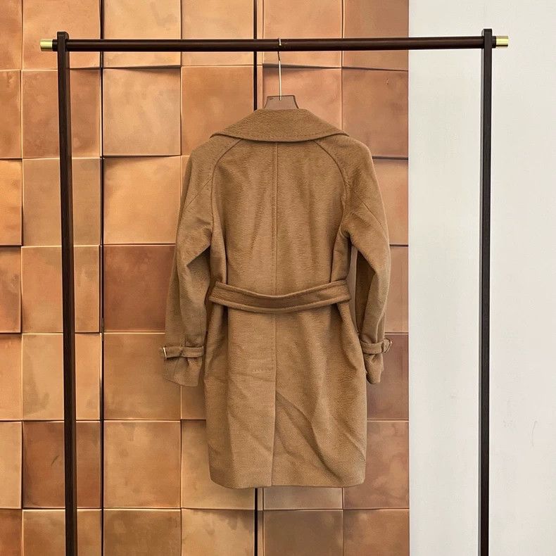 Max Mara Max Mara Camel Water Ripple Camel Coat Size M / US 6-8 / IT 42-44 - 2 Thumbnail