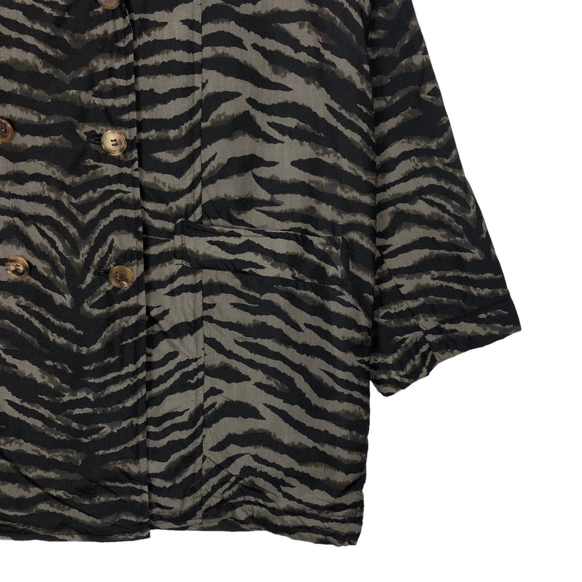 Japanese Brand 🔥Tiger Striped Camo Design Oversized Jacket L’Equipe Yoshie Size US M / EU 48-50 / 2 - 5 Thumbnail