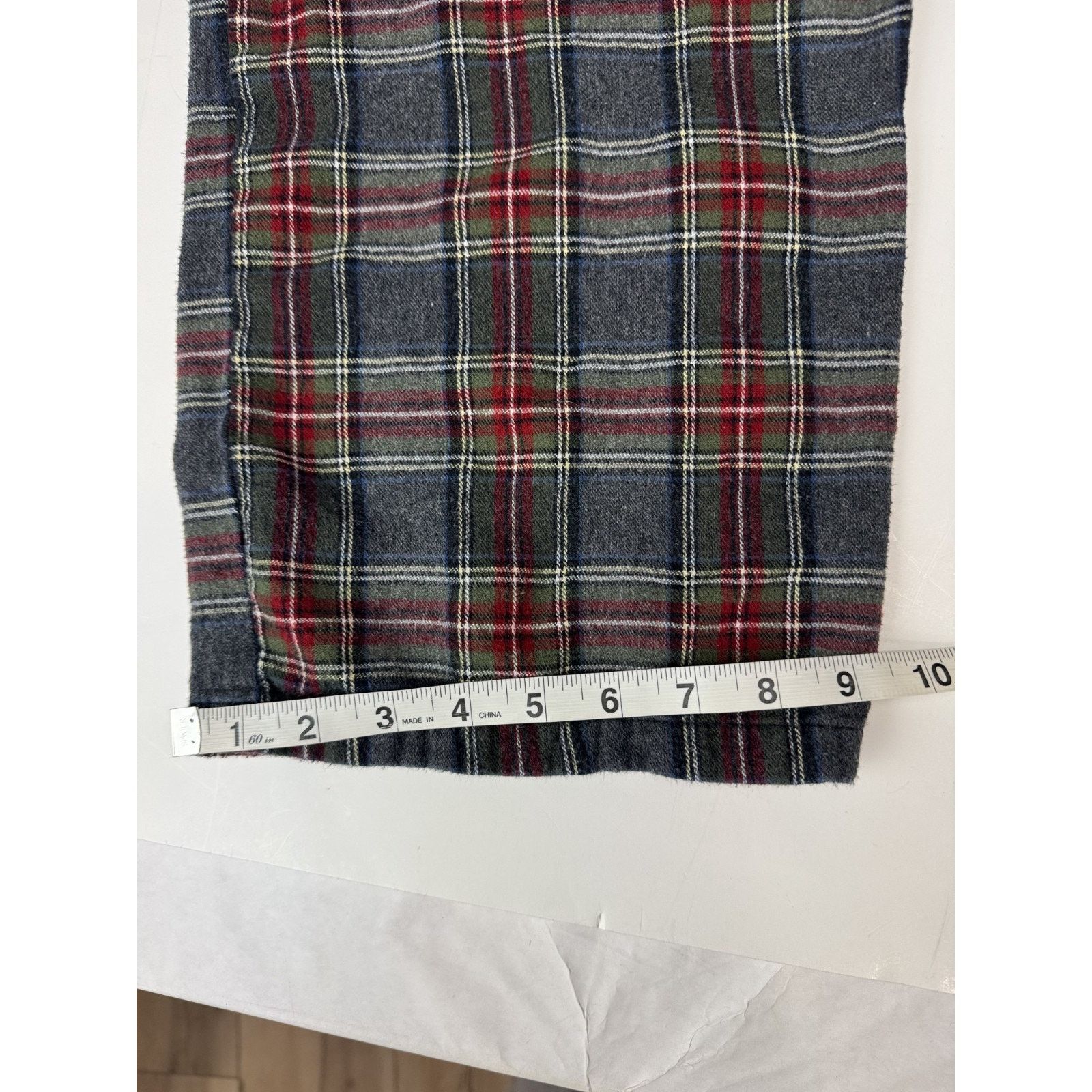 L.L. Bean L.L.Bean Men's Scotch Plaid Flannel Pajamas Gray Red Cozy Size US 32 / EU 48 - 13 Thumbnail