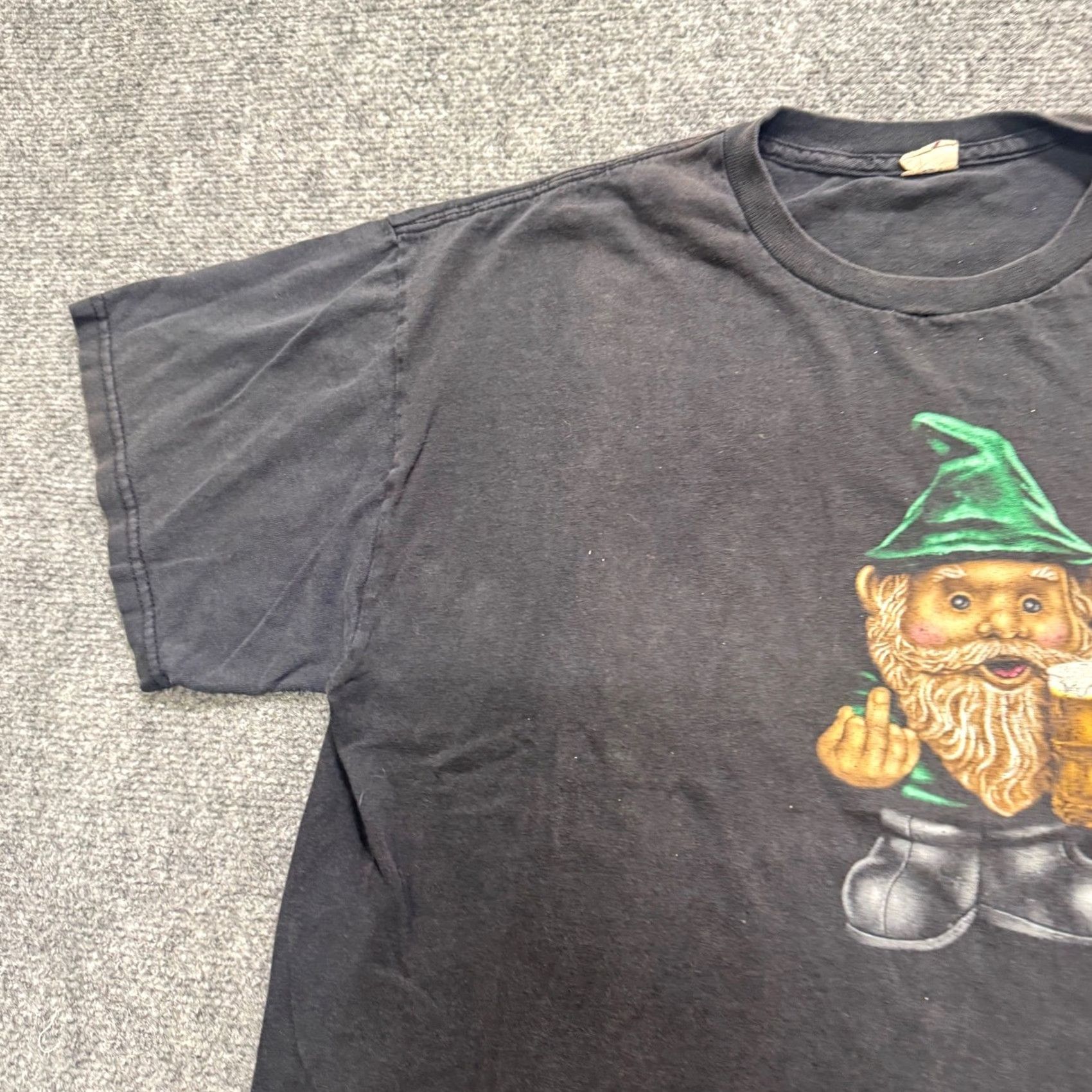 Delta VTG Delta Gnome T-Shirt Mens Medium Black Cotton Meme Distressed Stained Pro Weight Size US M / EU 48-50 / 2 - 7 Thumbnail