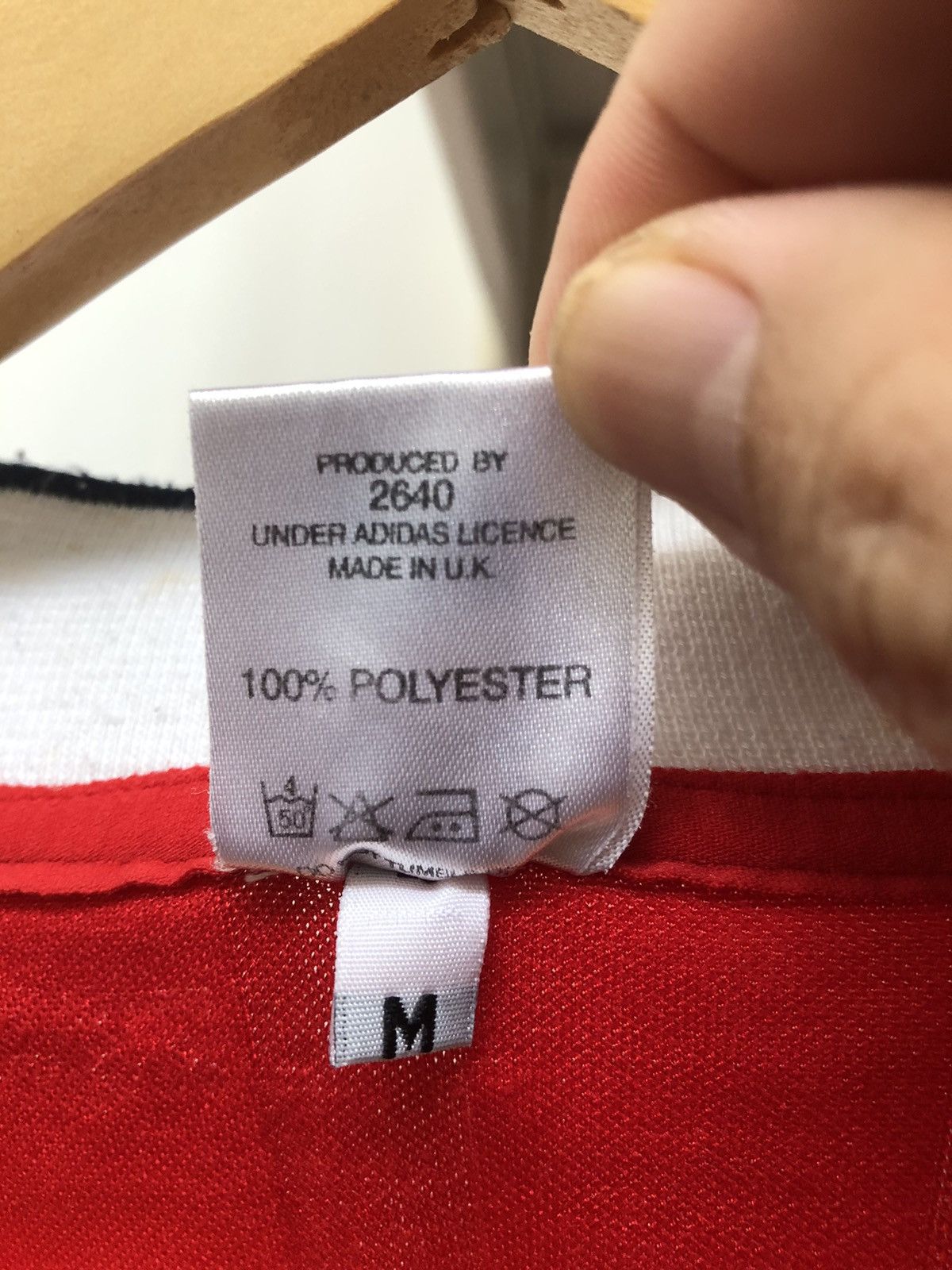Adidas × Vintage Adidas x Arsenal x JVC Size US M / EU 48-50 / 2 - 4 Thumbnail