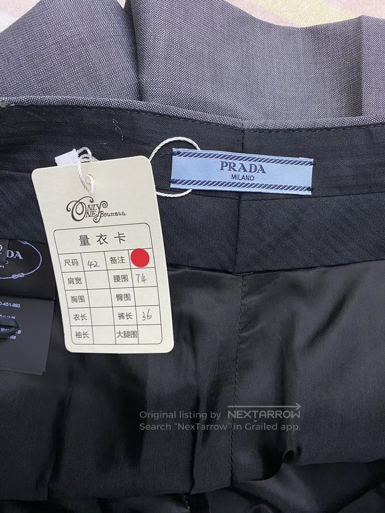 Prada Prada Grey lace-on shorts Size US 26 / EU 42 - 3 Thumbnail