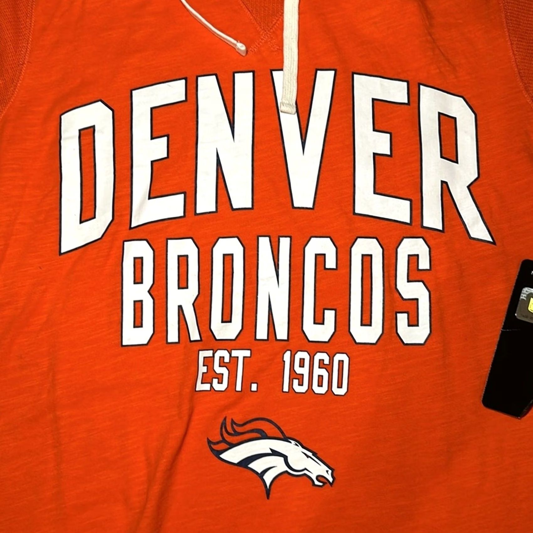 NFL VINTAGE Denver Broncos NFL Long Sleeve Tee Hoodie Mens Medium Orange Cotton Pullover Hoodie, Men, M, Orange, 90s/Concert? Size US M / EU 48-50 / 2 - 5 Thumbnail