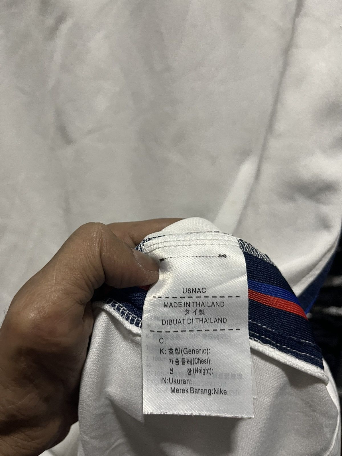 Nike Nike England Team Football Jersey 2016s Size US XL / EU 56 / 4 - 5 Thumbnail