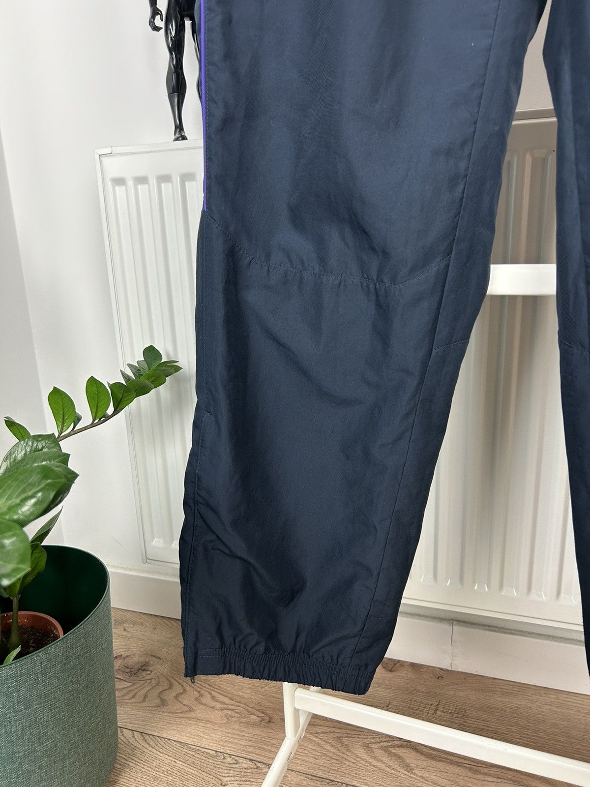 Nike × Vintage Nike Nylon Baggy Swoosh Logo Overisize y2k Pants Joggers Size US 34 / EU 50 - 4 Thumbnail