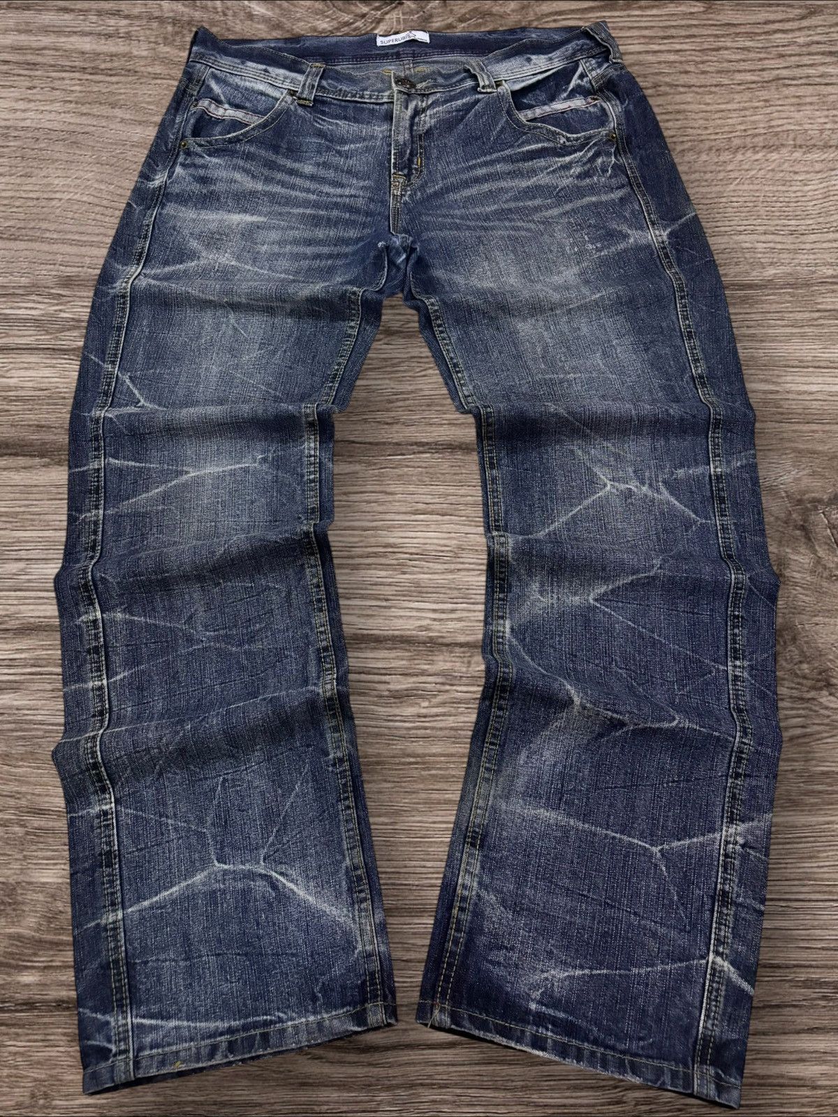 Japanese Brand Y2k Superubis by Valletta Baggy Honey Comb Faded Jeans Size US 37 - 1 Thumbnail