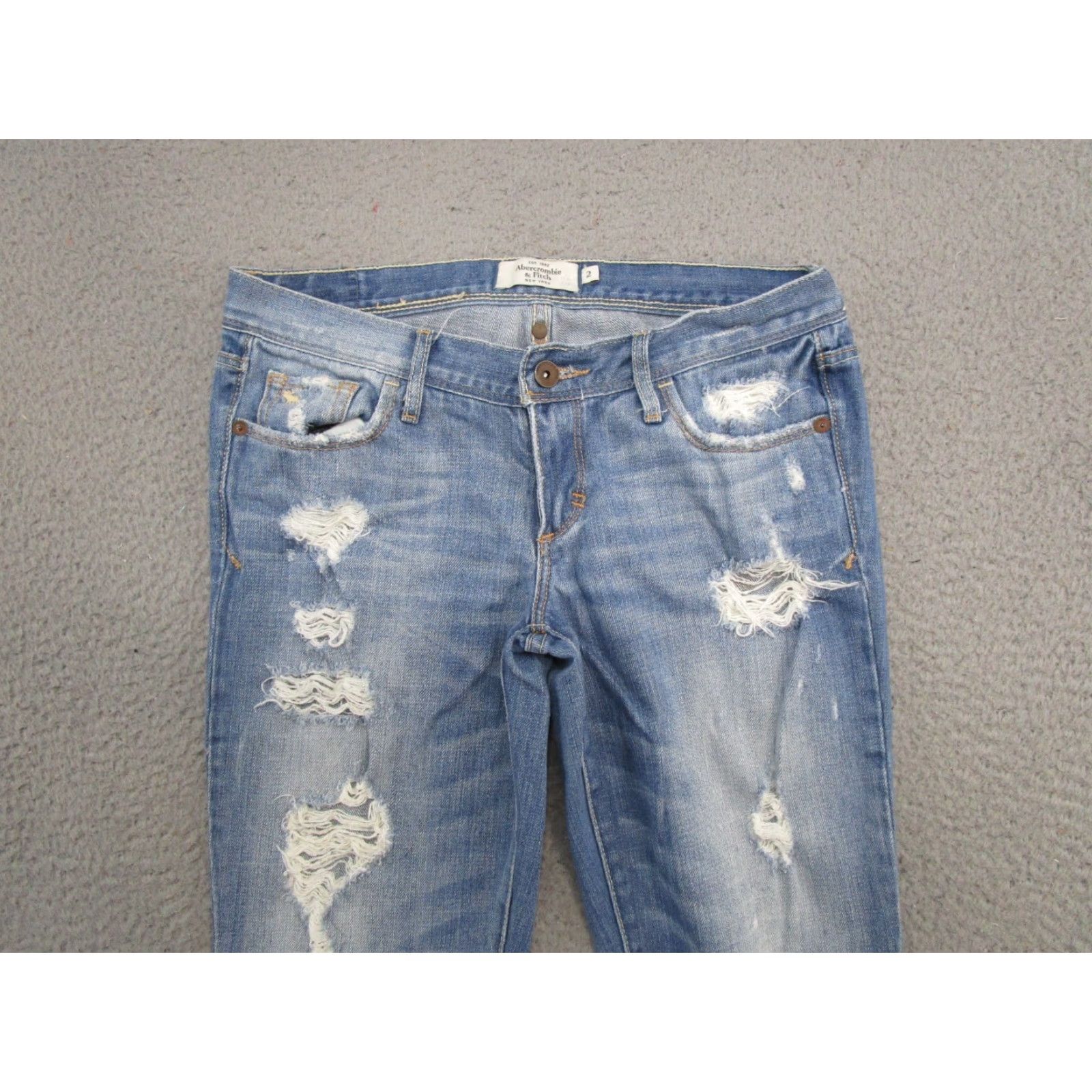 Abercrombie & Fitch VTG Abercrombie & Fitch Distressed Straight Leg Jeans Women's Size 2 Blue Denim 5-Pocket Design 90s Style Jeans Womens Size 2 Size 26" / US 2 / IT 38 - 2 Thumbnail