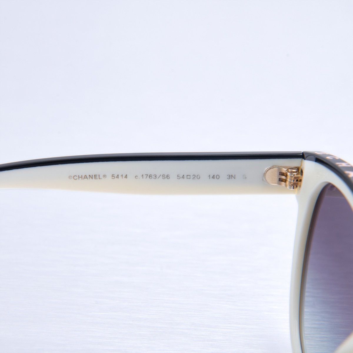 Chanel CHANEL 0CH5414 1763S6 SUNGLASSES Size ONE SIZE - 5 Thumbnail