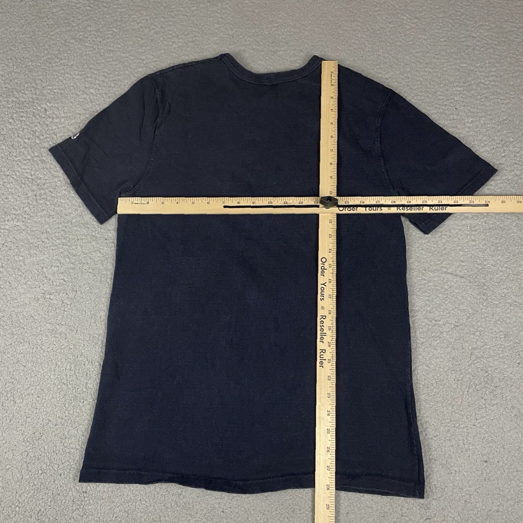 Champion Champion Shirt Mens Medium Black Crew Neck Short Sleeve Embroidered Logo Patch M - T-Shirt - Regular - Cotton - 100% - Men Size US M / EU 48-50 / 2 - 5 Thumbnail