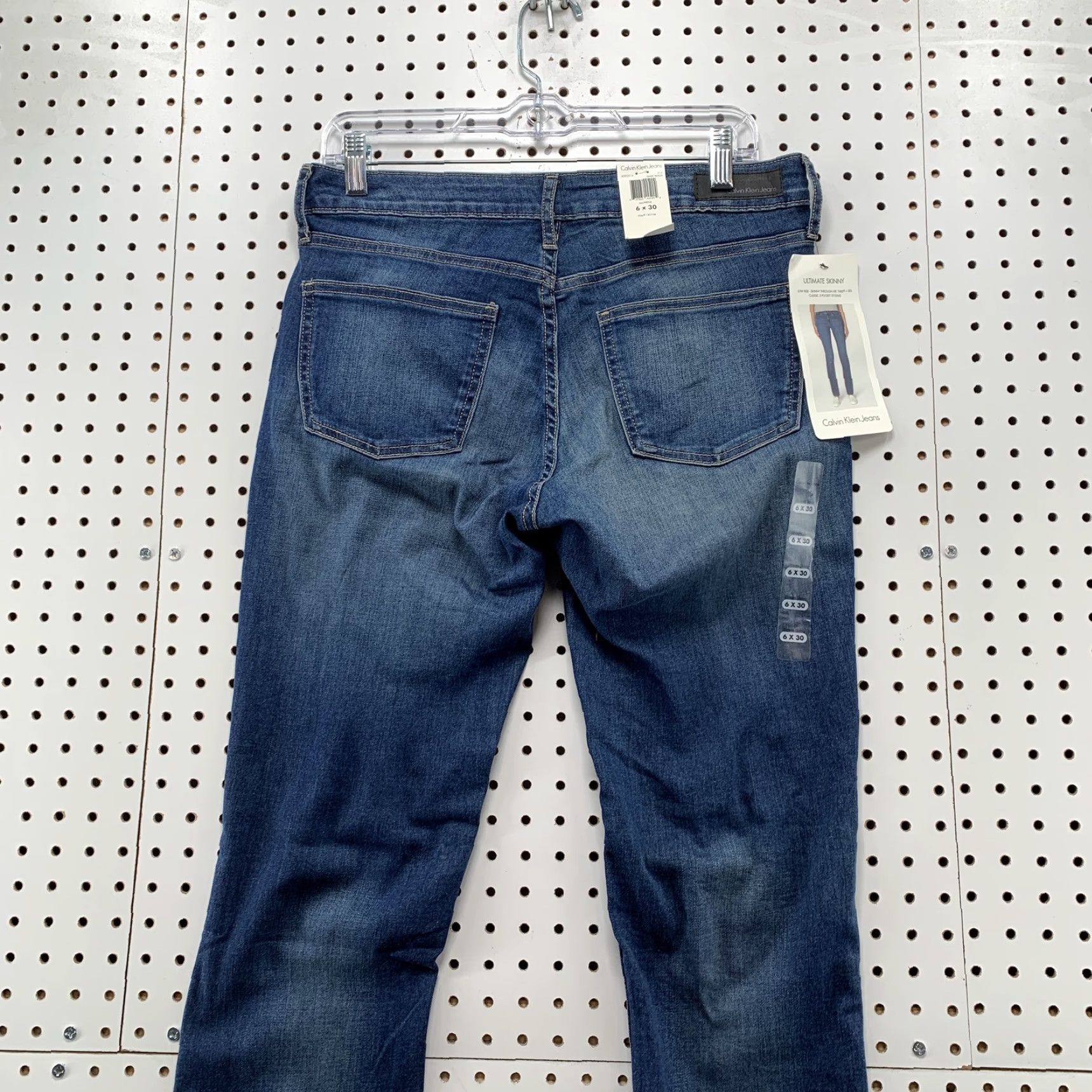 Calvin Klein NEW Calvin Klein Denim Jeans Womens Size 6X30 Ultimate Skinny Low Rise NWT Size 28" / US 6 / IT 42 - 7 Thumbnail