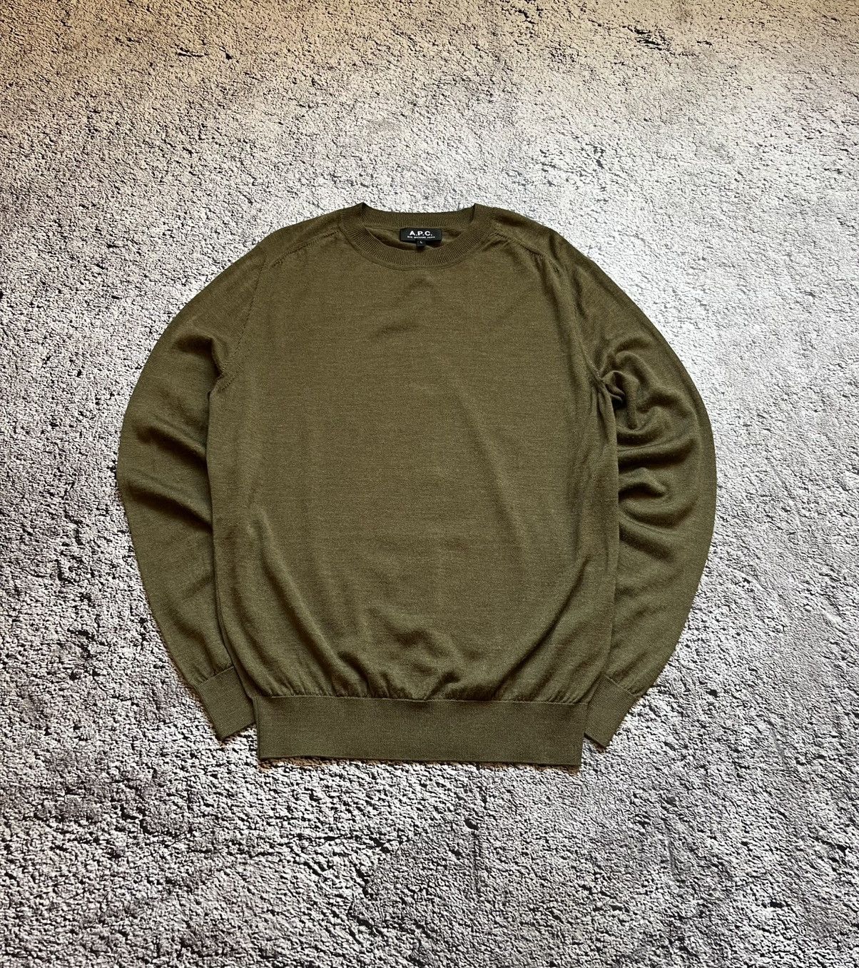 A.P.C. A.P.C. Wool-Silk Olive Green Sweater Size L Size US L / EU 52-54 / 3 - 1 Thumbnail