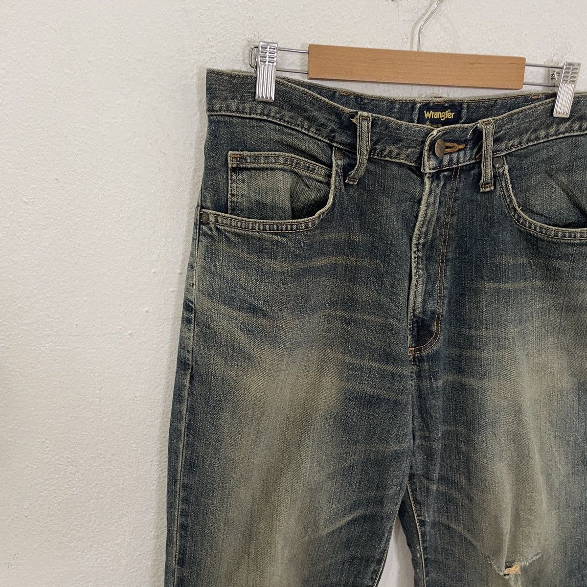 Wrangler Vintage Wrangler Distressed Denim Jeans Size US 32 / EU 48 - 3 Thumbnail
