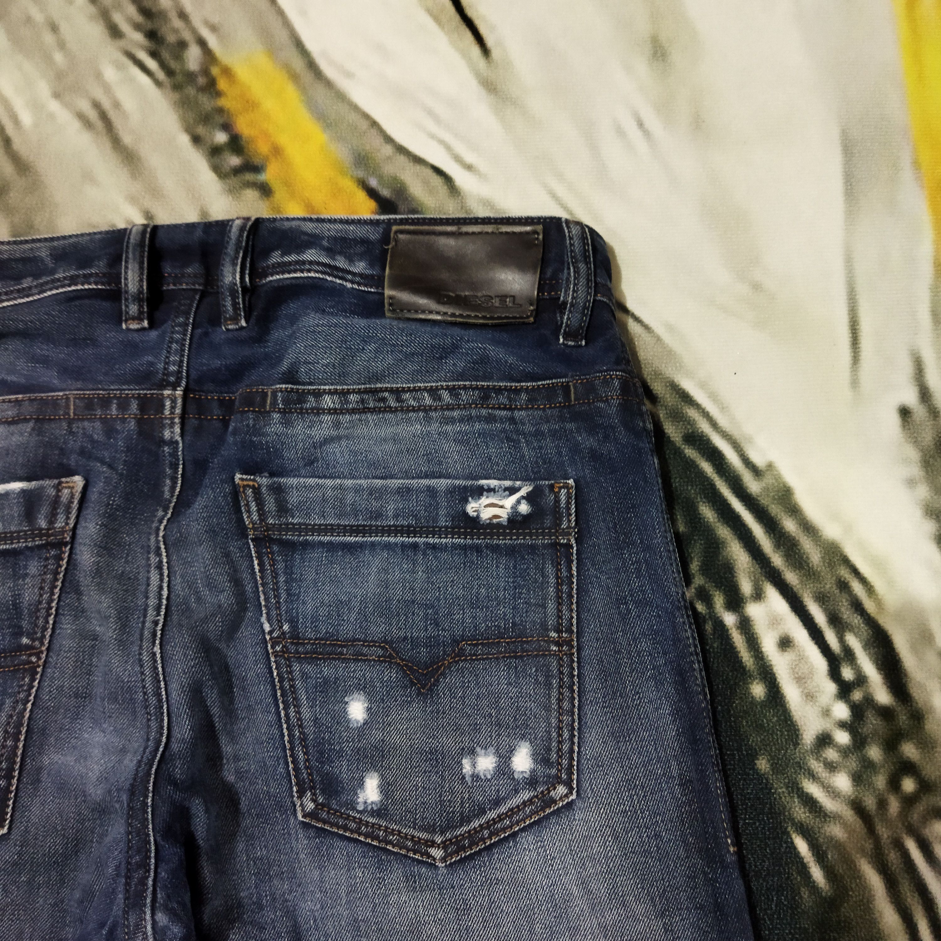Diesel VINTAGE DIESEL DISTRESSED BLUE JEANS PANTS Size US 31 - 10 Thumbnail