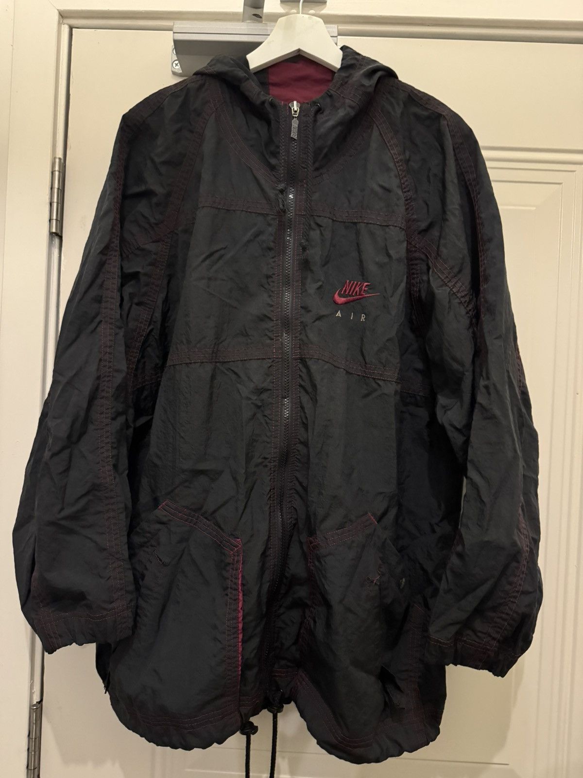 Nike × Vintage Vintage Nike Air Windbreaker - Black and Red Size US L / EU 52-54 / 3 - 1 Thumbnail