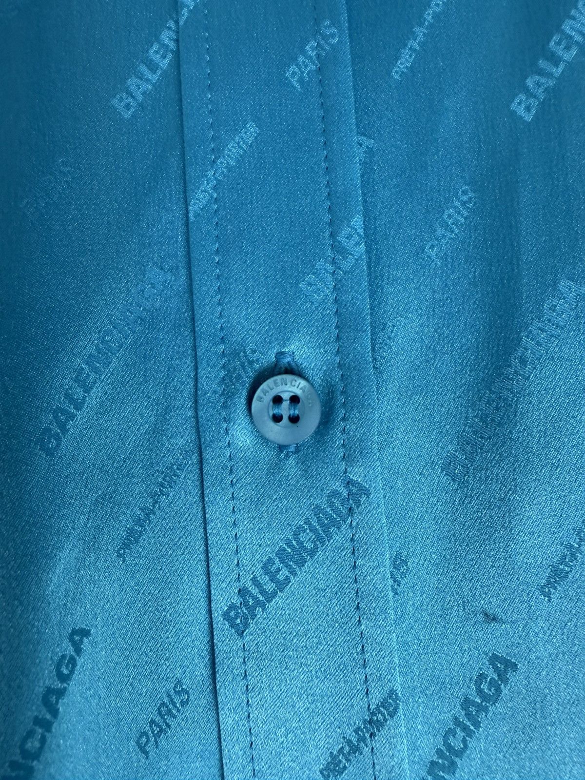 Balenciaga Balenciaga Silk Monogram Shirt Size XS / US 0-2 / IT 36-38 - 7 Thumbnail
