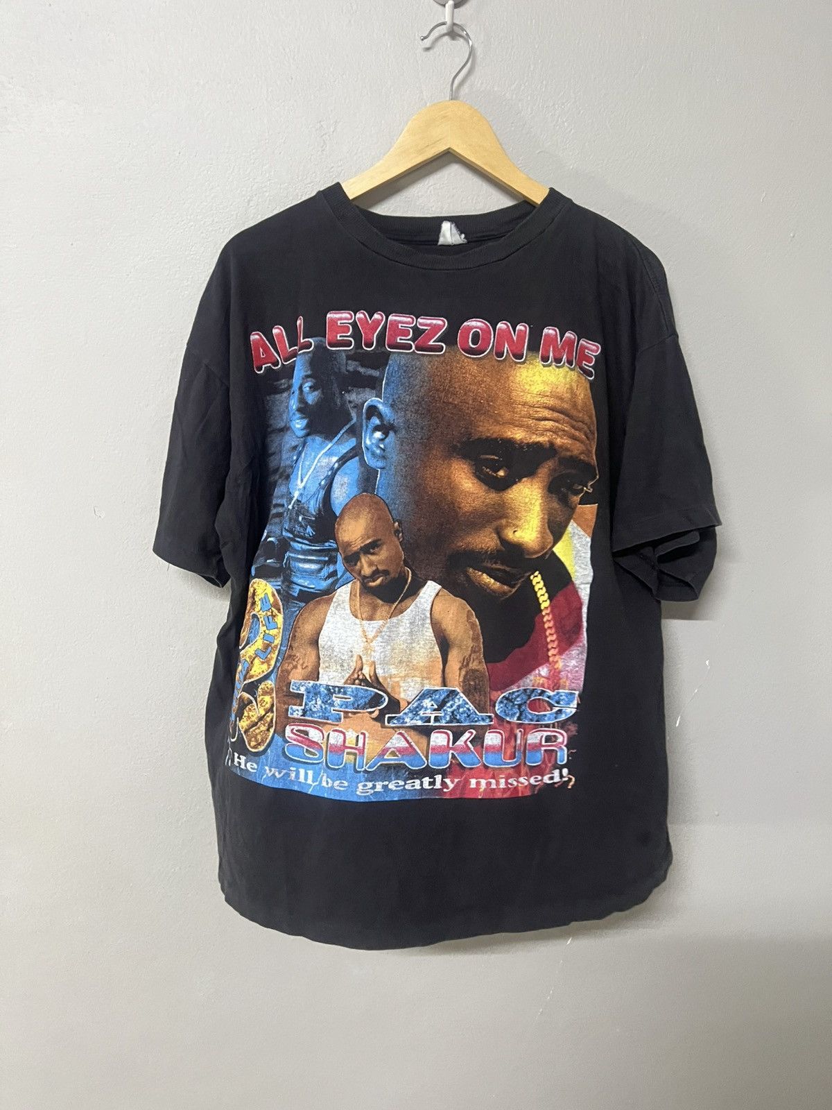 Vintage Vintage bootleg tupac all eyez on me shirt Size US XL / EU 56 / 4 - 1 Thumbnail