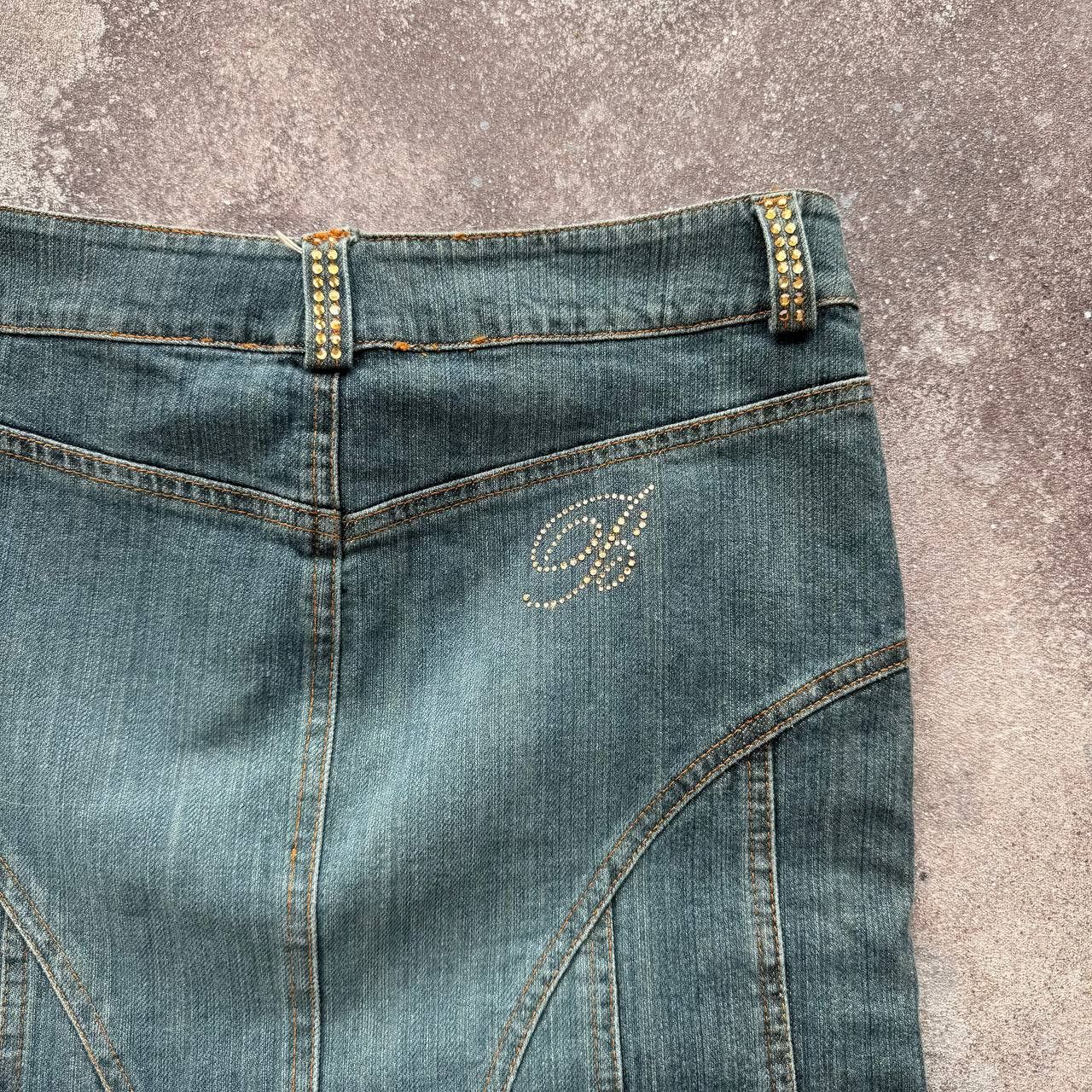 Blumarine Miss Blumarine Y2K Vintage Washed Denim Pleated Skirt Size 28" / US 6 / IT 42 - 10 Thumbnail