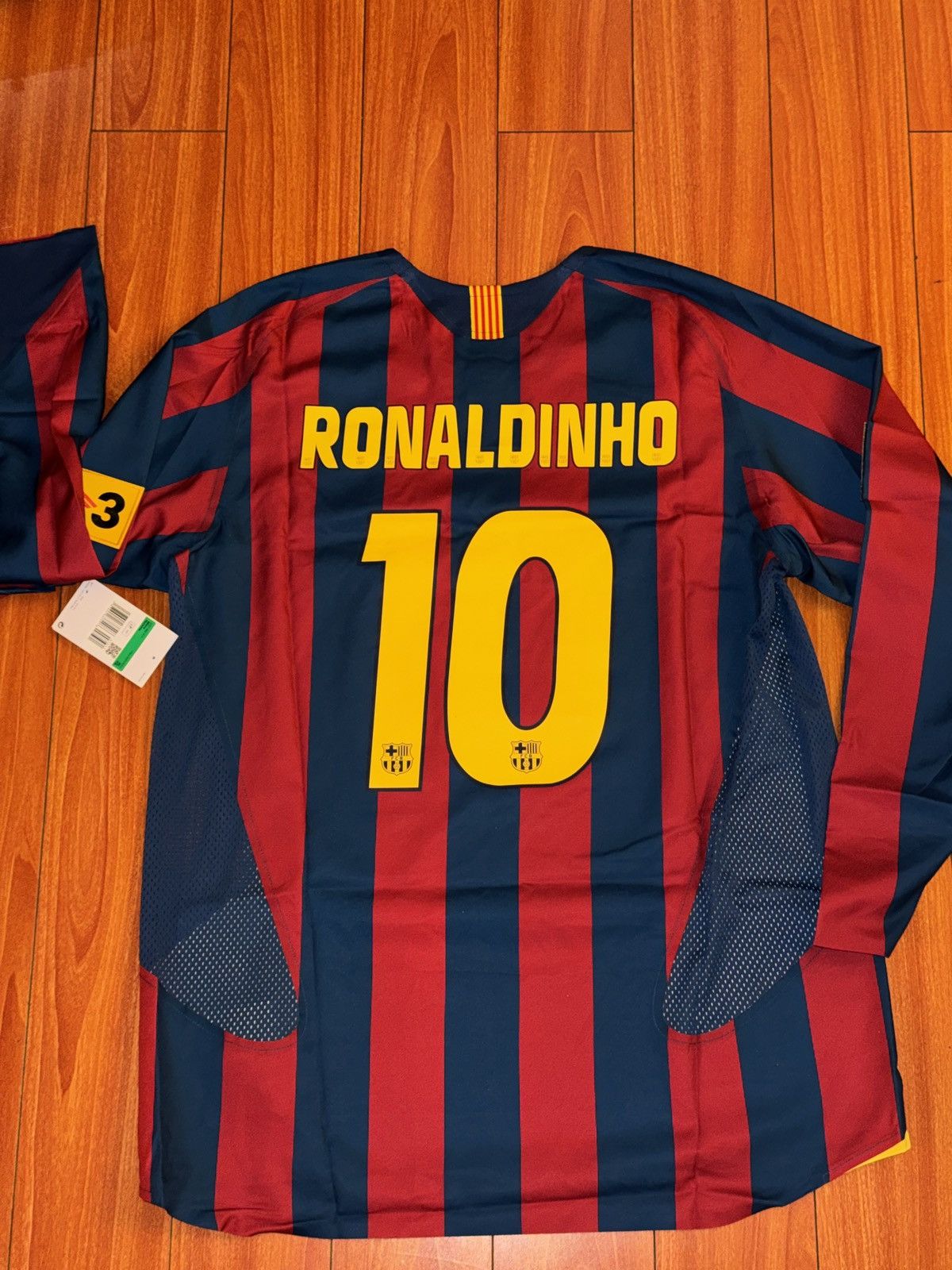 Nike Nike Barcelona T90 Throwback Jersey Ronaldinho Size US XL / EU 56 / 4 - 3 Thumbnail