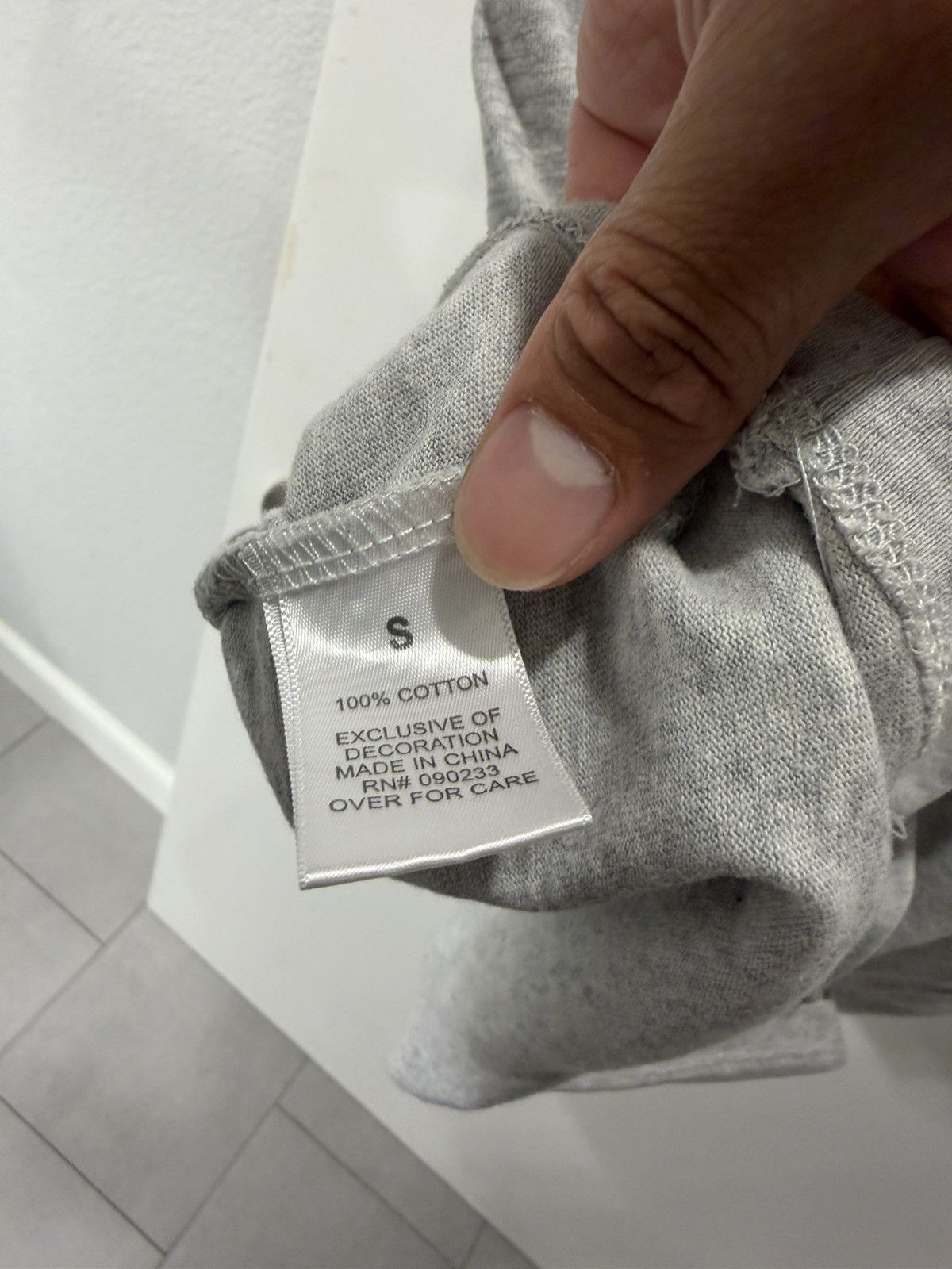 Essentials Essentials Gray T-Shirt Size US S / EU 44-46 / 1 - 4 Thumbnail