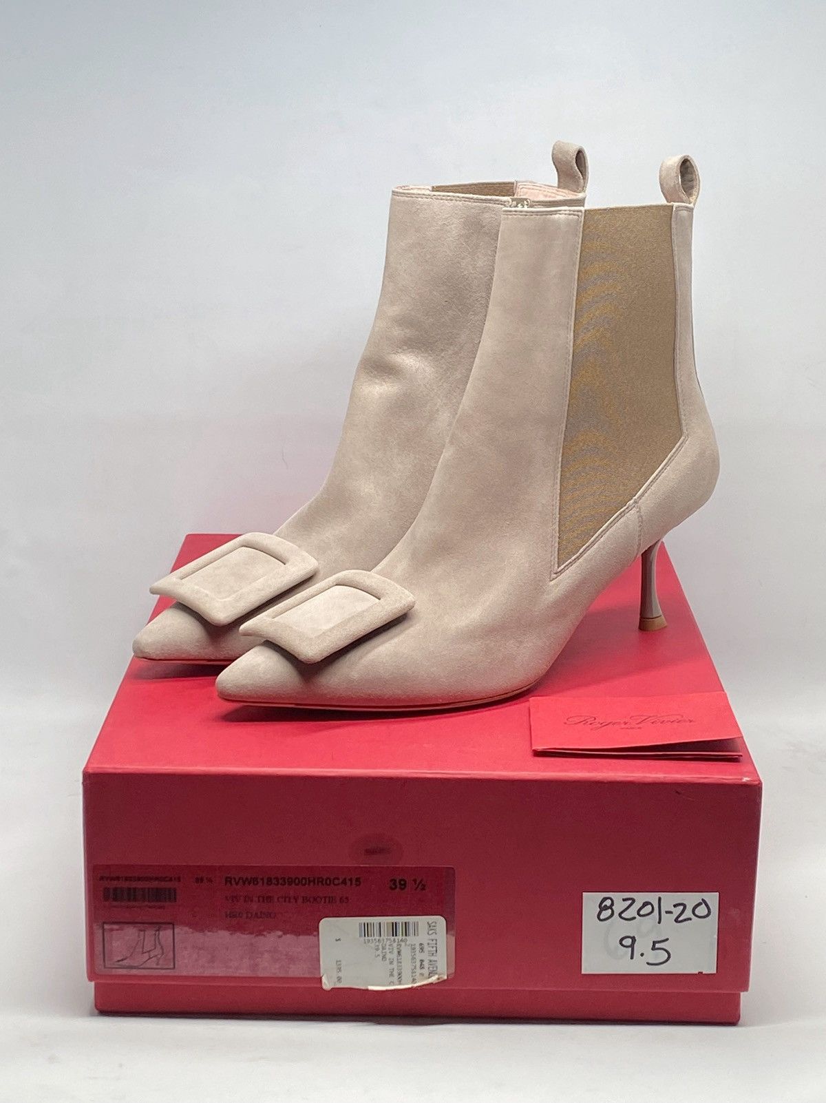 Roger Vivier Roger Vivier Viv In The City Suede Booties size 39.5 Size US 9.5 / IT 39.5 - 11 Thumbnail