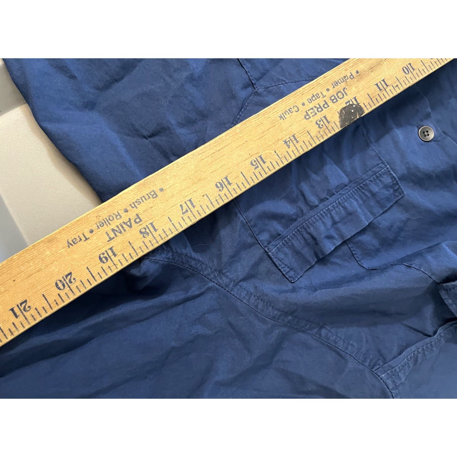Kenneth Cole Kenneth Cole Shirt Mens Small Blue Solid Regular Fit Button-Up Knit Size US S / EU 44-46 / 1 - 5 Thumbnail