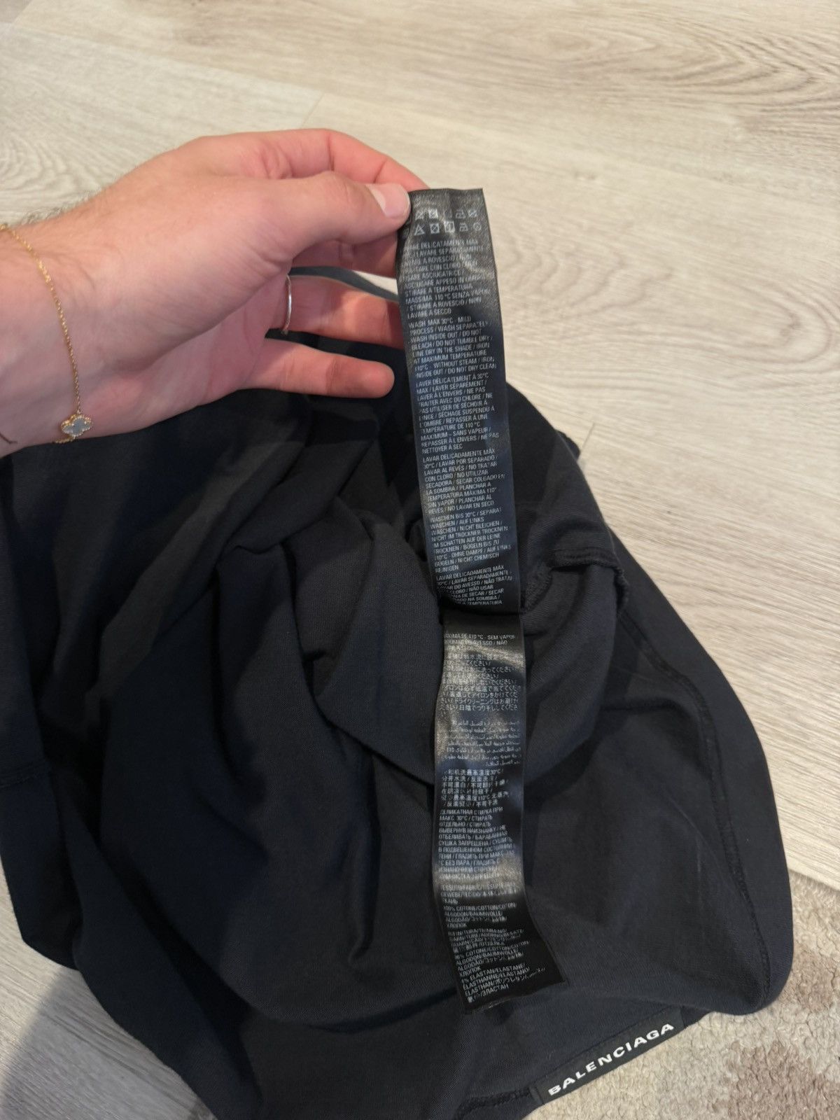 Balenciaga s/s 2021 oversized long sleeve!! Size US M / EU 48-50 / 2 - 9 Thumbnail