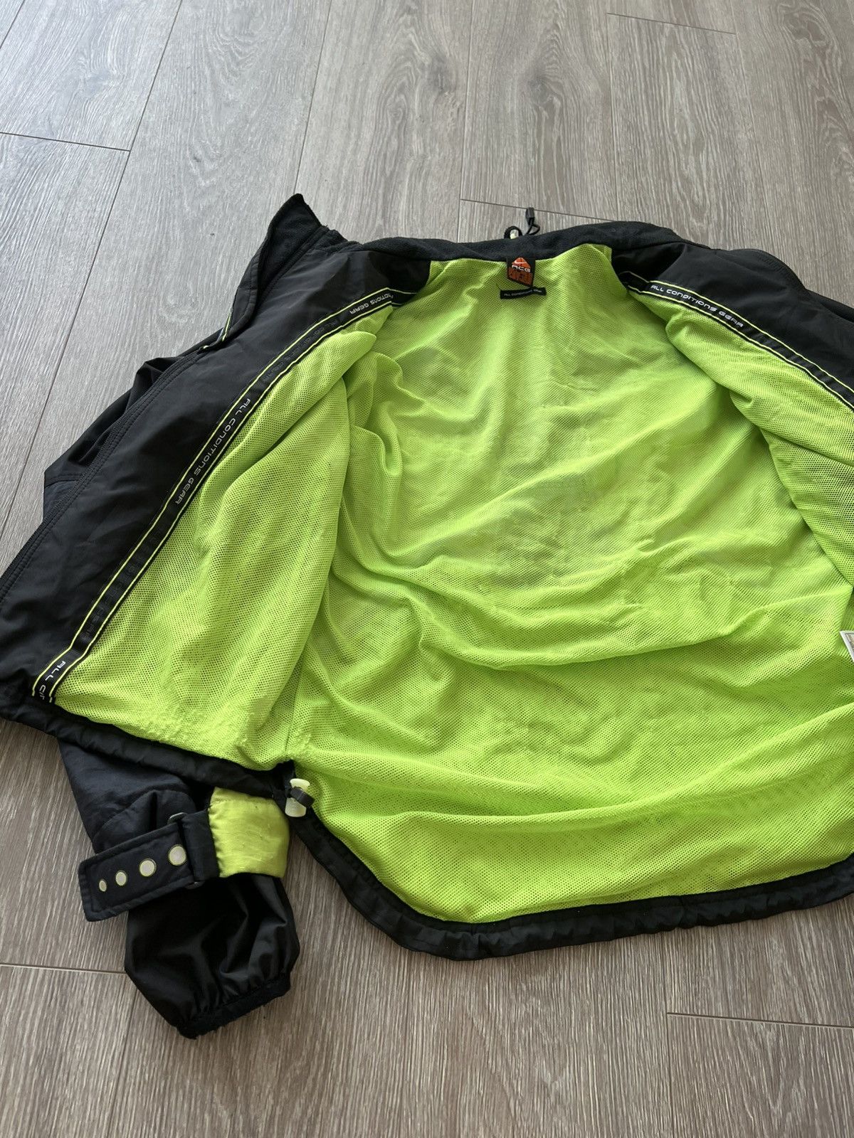 Nike ACG Vintage Nike ACG Jacket Size US L / EU 52-54 / 3 - 17 Thumbnail