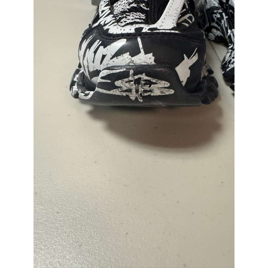 Balenciaga o1rshd1 Graffiti DirtyTrack Sneakers in Black/White Size US 7 / EU 40 - 7 Thumbnail