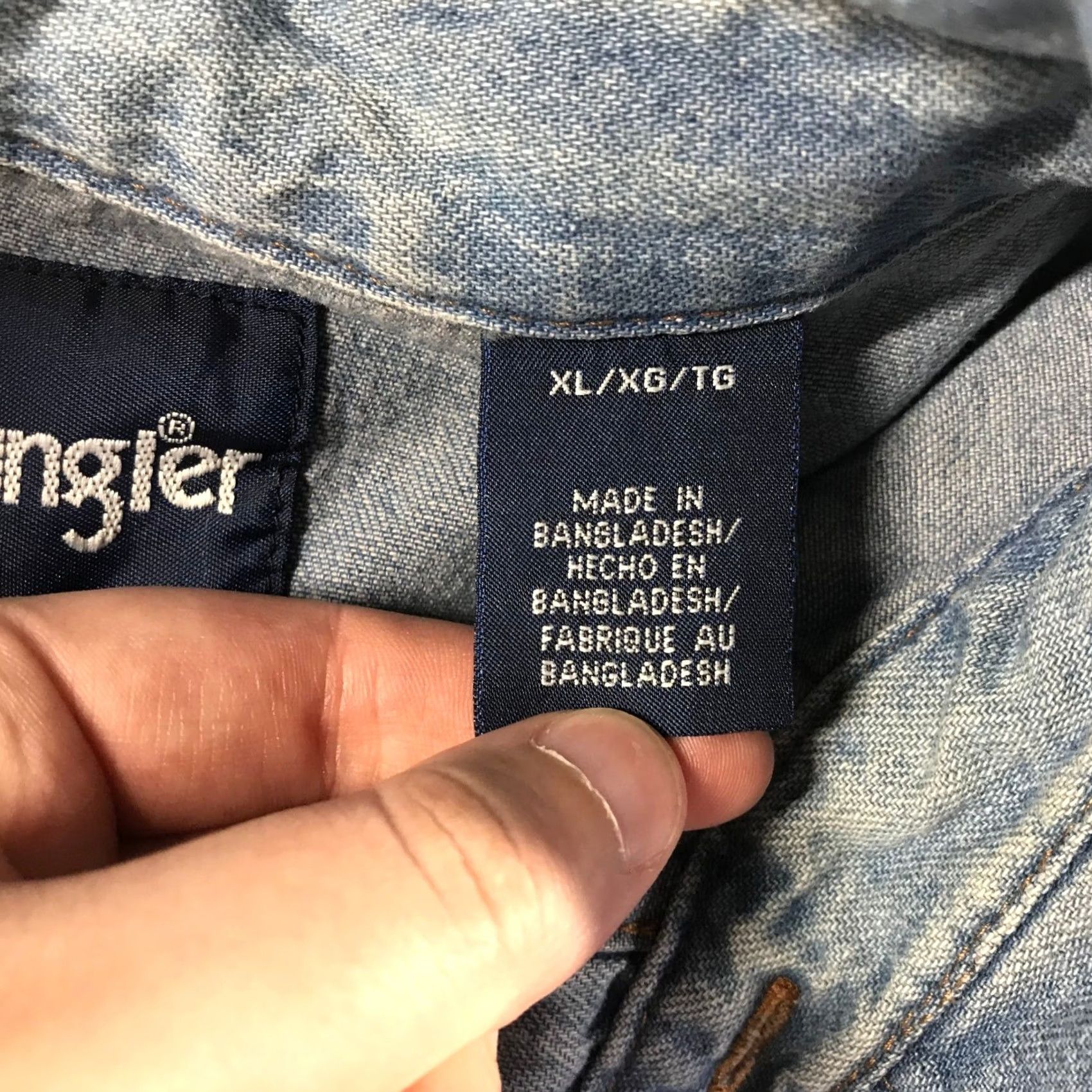 Wrangler Wrangler Denim Shirt Mens XL Light Wash Long Sleeve Cotton Western Snap MS7127D Size US XL / EU 56 / 4 - 5 Thumbnail