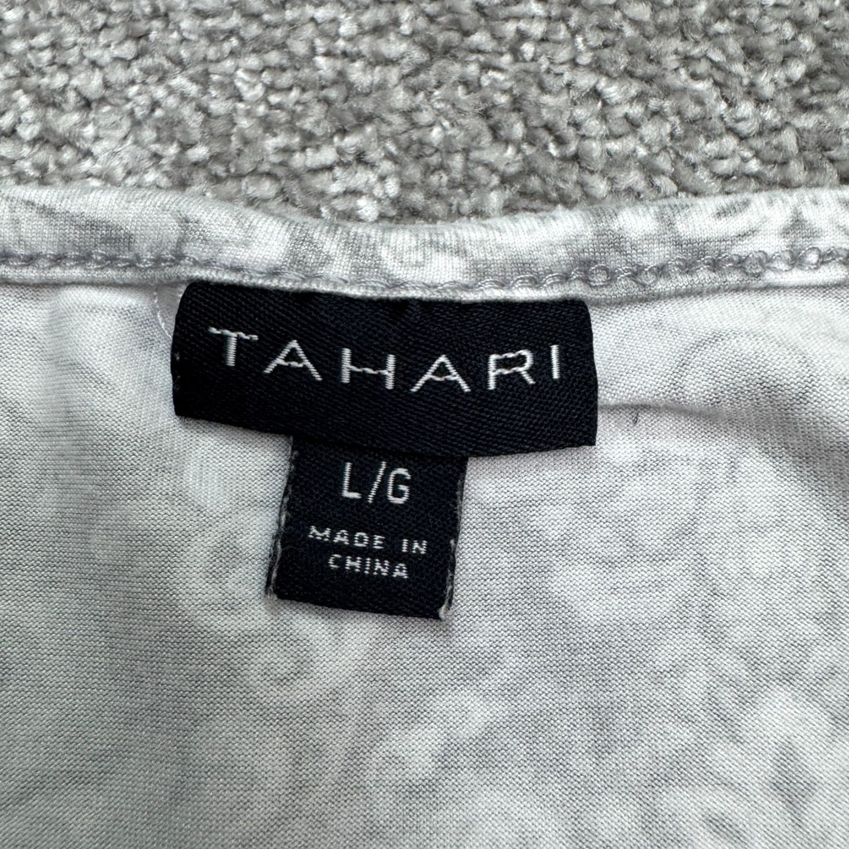 Vintage Tahari Damask Lace T-Shirt Dress Womens Large Gray White Short Sleeve Casual Dress Size L / US 10 / IT 46 - 6 Thumbnail