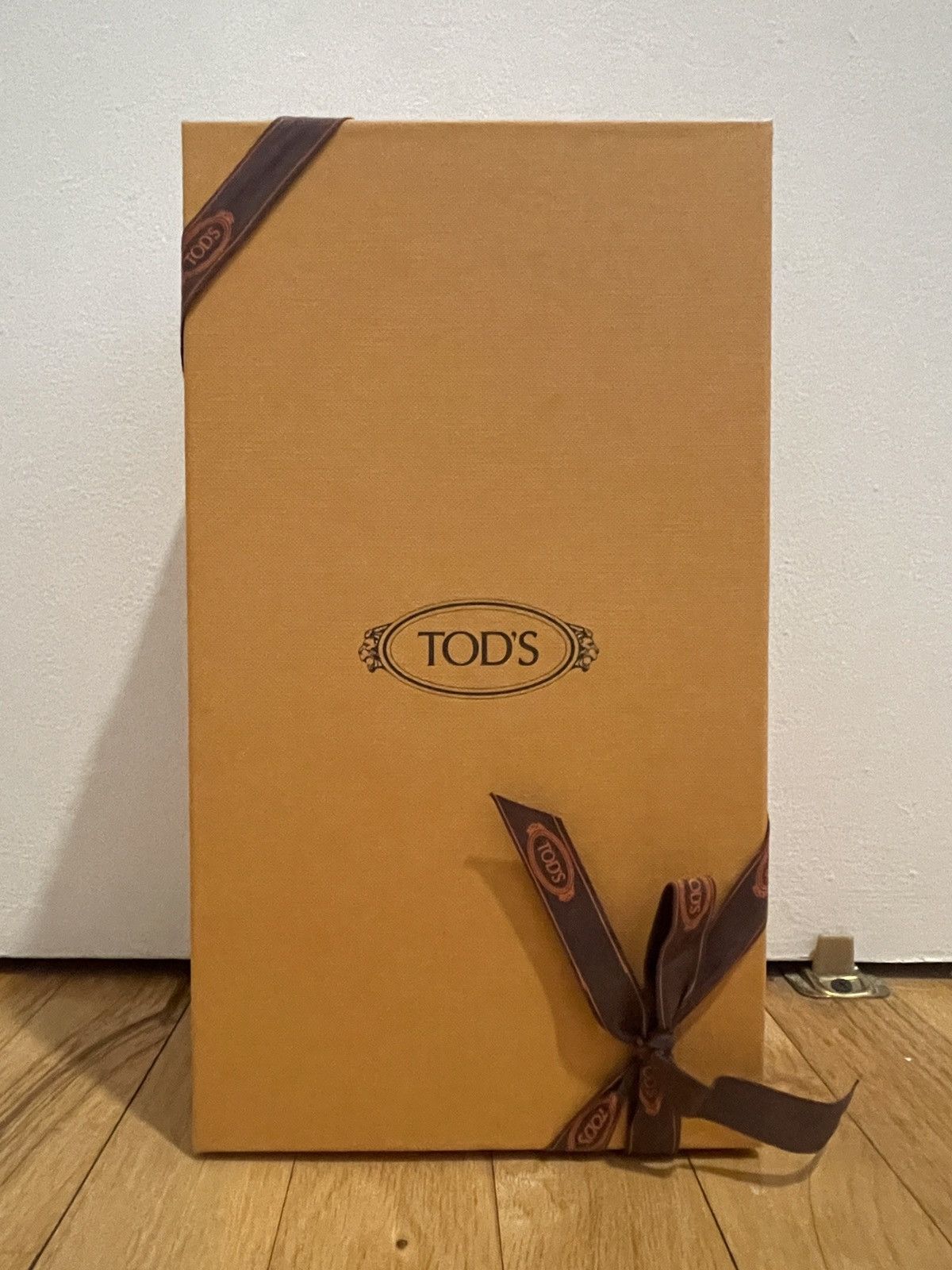 Tod's Tod's Gommino Driving Shoe size 35 (Italian sizing) Size US 5 / IT 35 - 6 Thumbnail