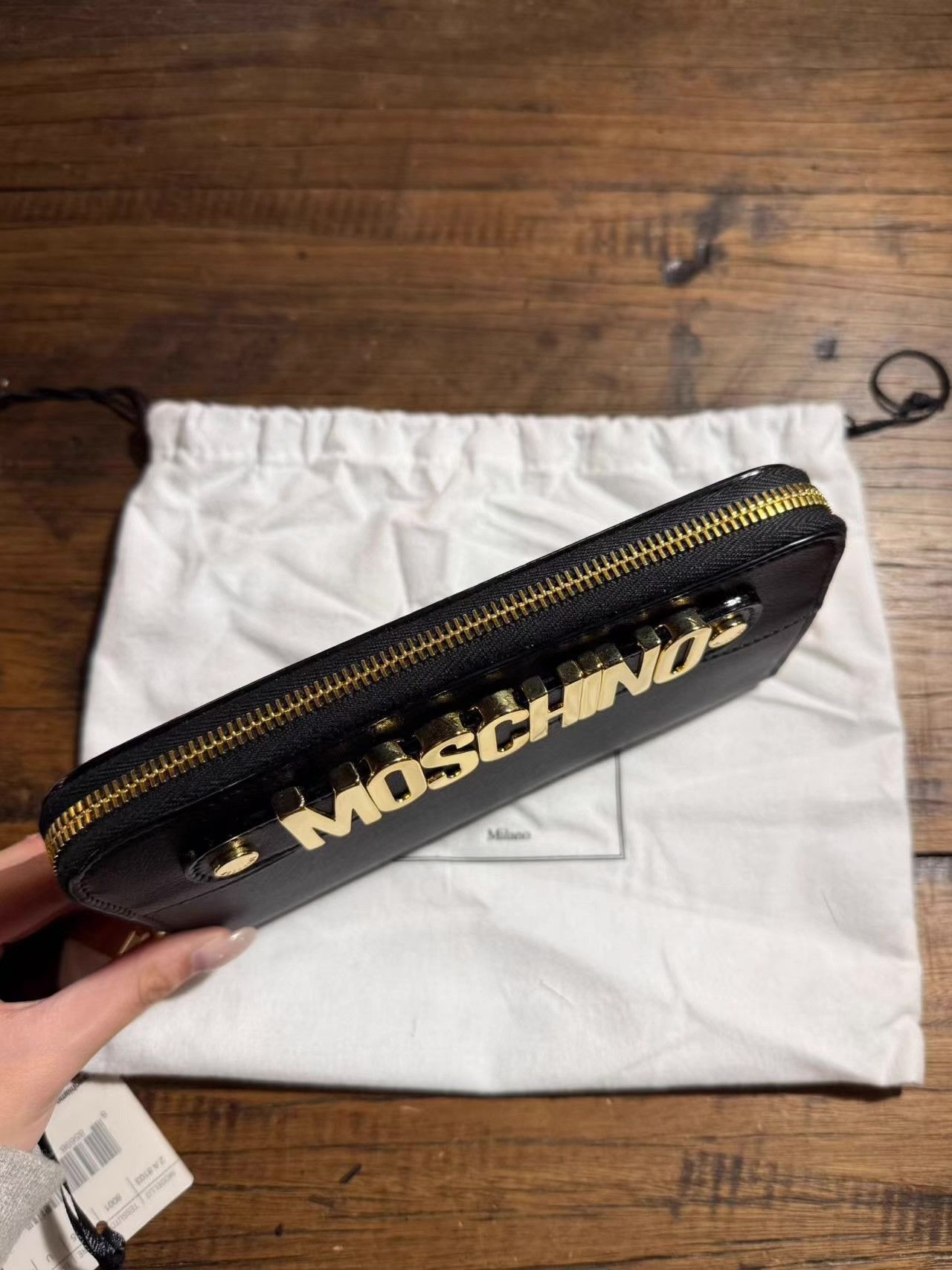 Moschino MOSCHINO 15SS Black Gold Logo Zipper Wallet Ｑ25 Size ONE SIZE - 4 Thumbnail