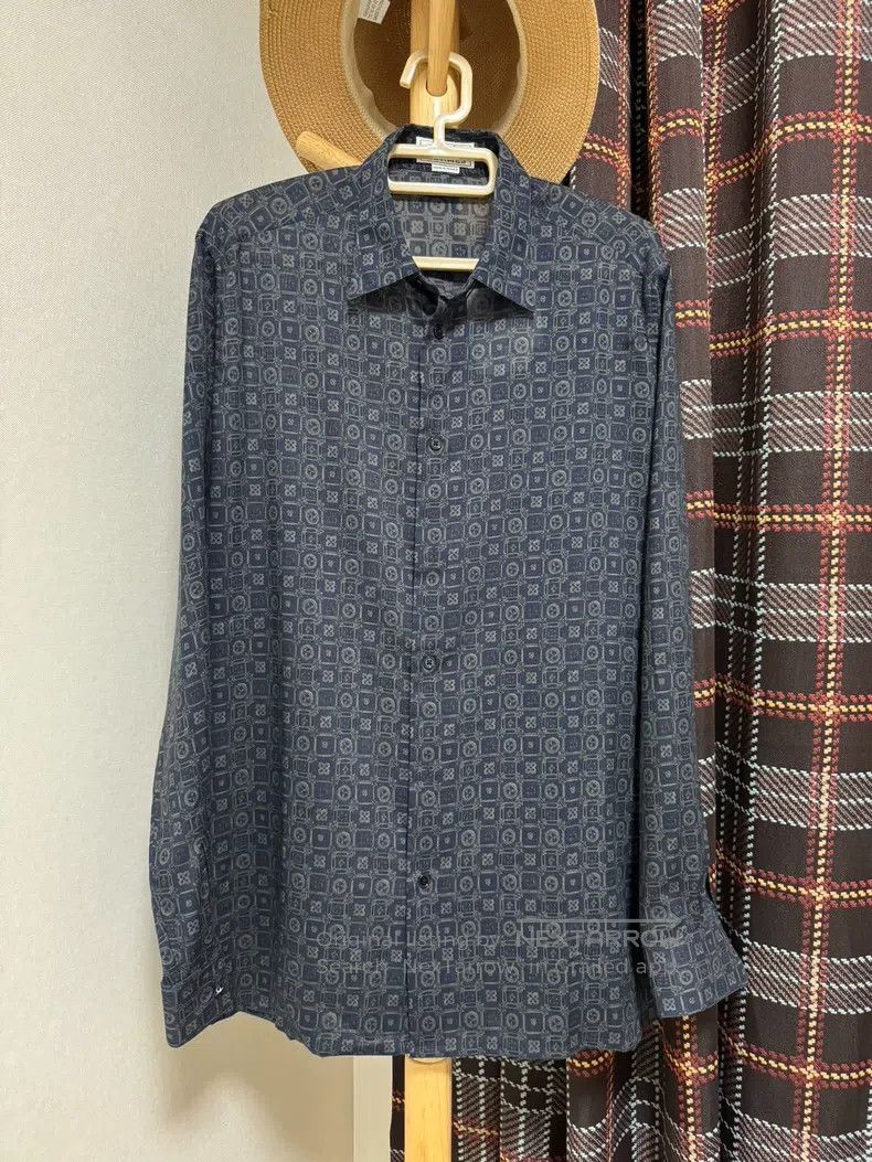 Hermes Hermes size 41 Cashmere shirt, 70% cashmere + 30% mulberry Size US L / EU 52-54 / 3 - 1 Thumbnail