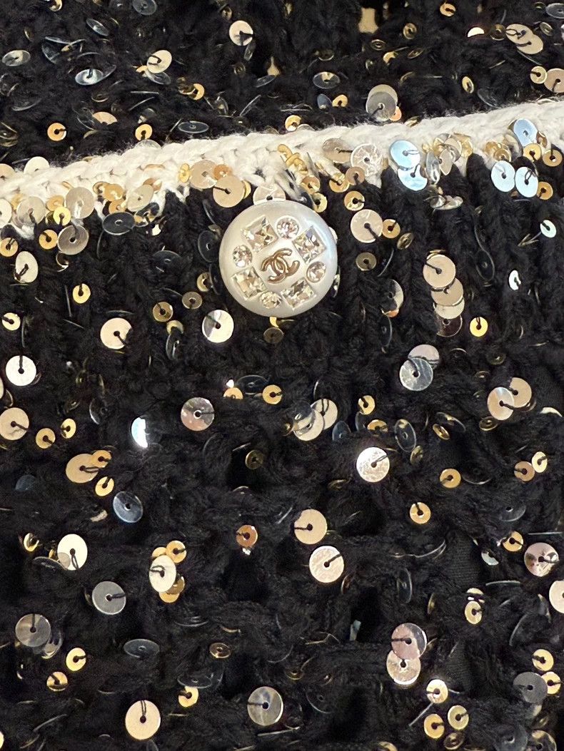 Chanel Chanel Black sequined cardigan jacket Size XS / US 0-2 / IT 36-38 - 6 Thumbnail