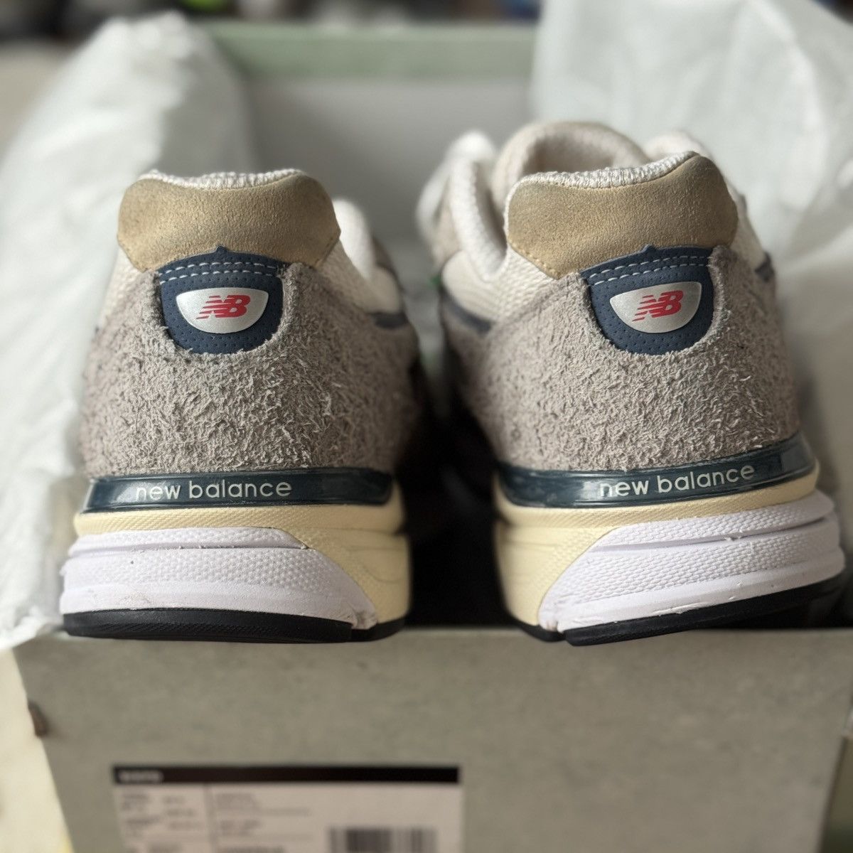 New Balance New Balance 990v4 MiUSA Grey Day (2023) Size US 9 / EU 42 - 9 Thumbnail