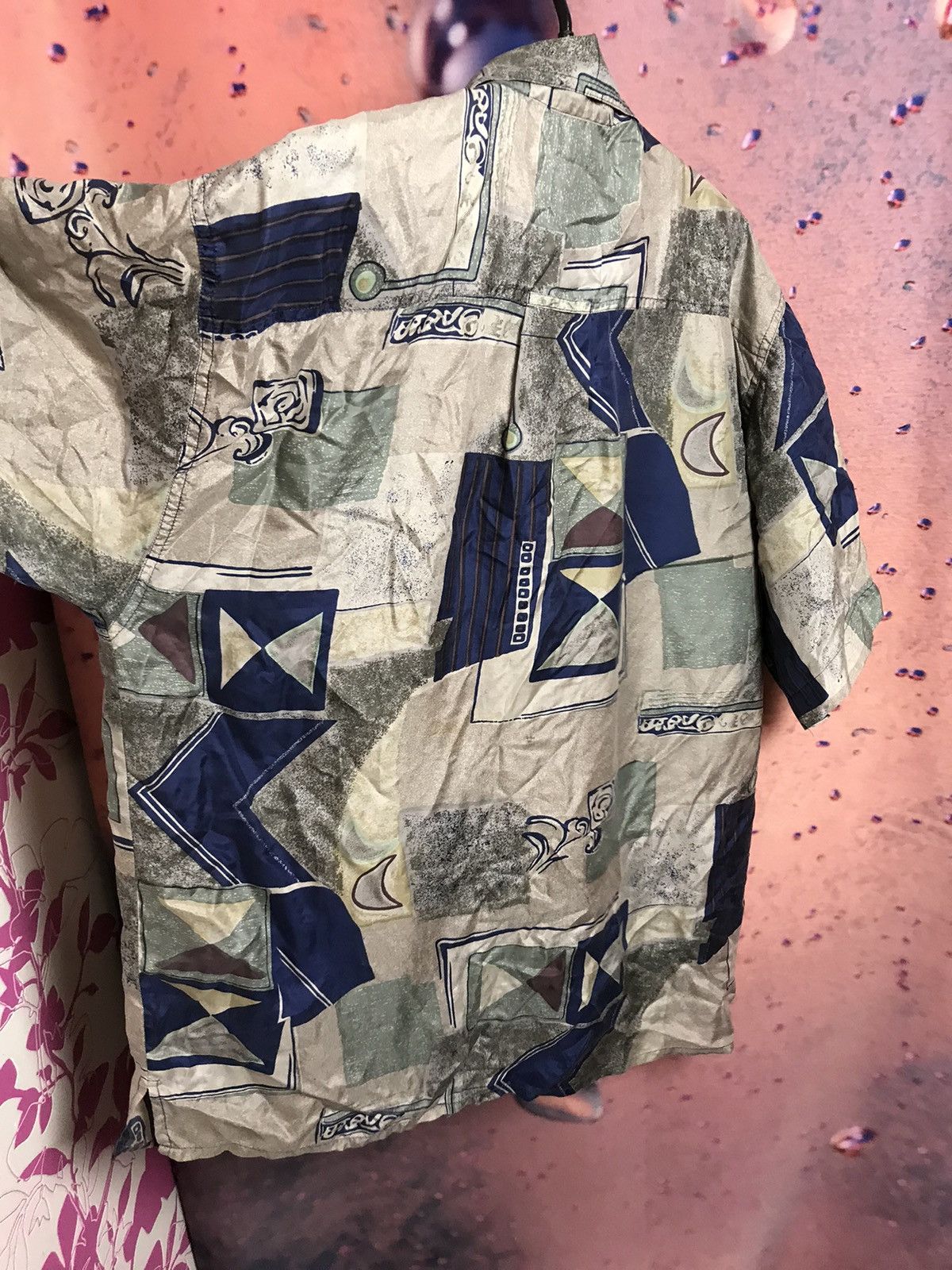 Vintage Vintage Art crazy streetwear silk shirt Size US L / EU 52-54 / 3 - 4 Thumbnail
