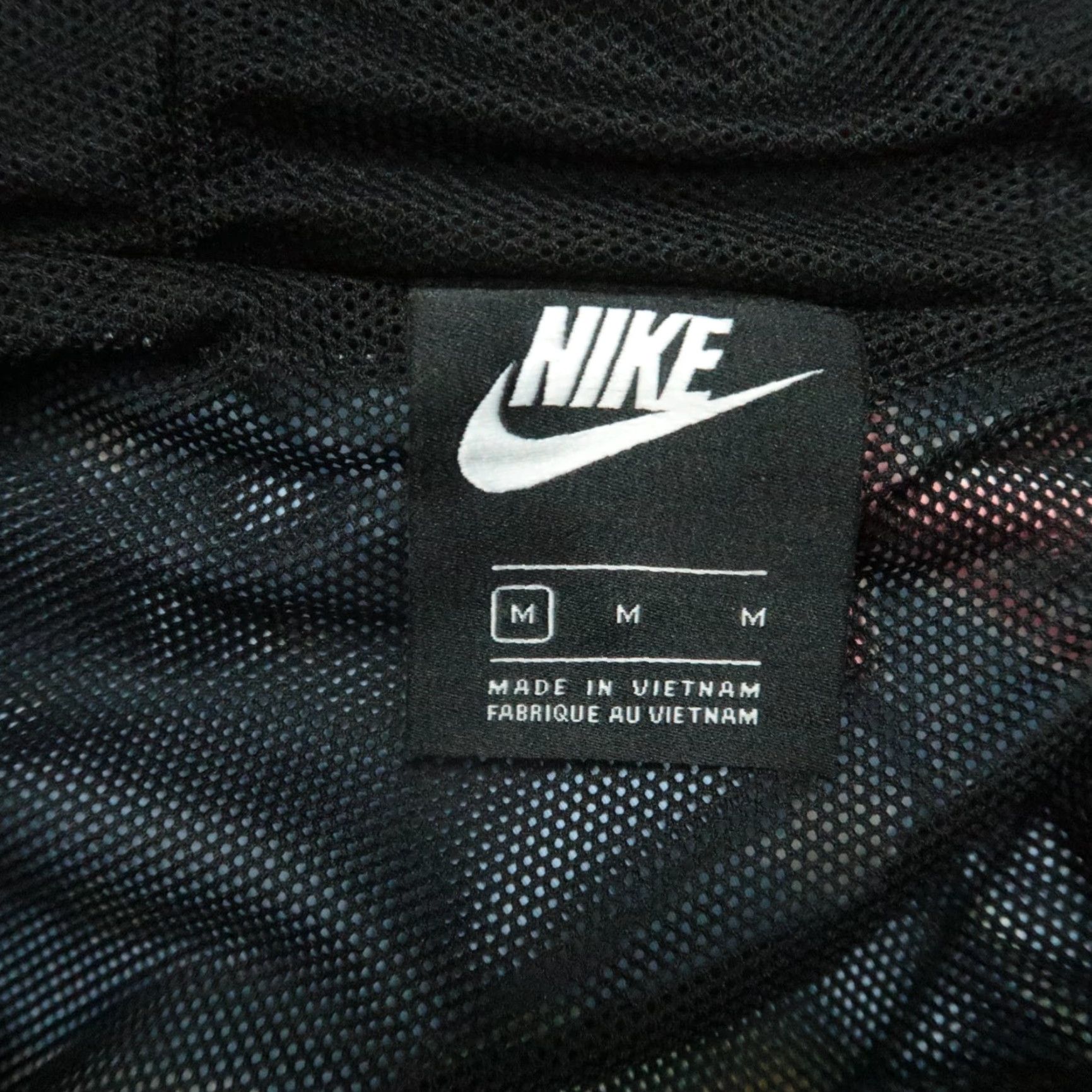 Nike Nike Jacket Women M Black Windbreaker Hooded Full Zip Pockets Sportwear Woven Size M / US 6-8 / IT 42-44 - 3 Thumbnail