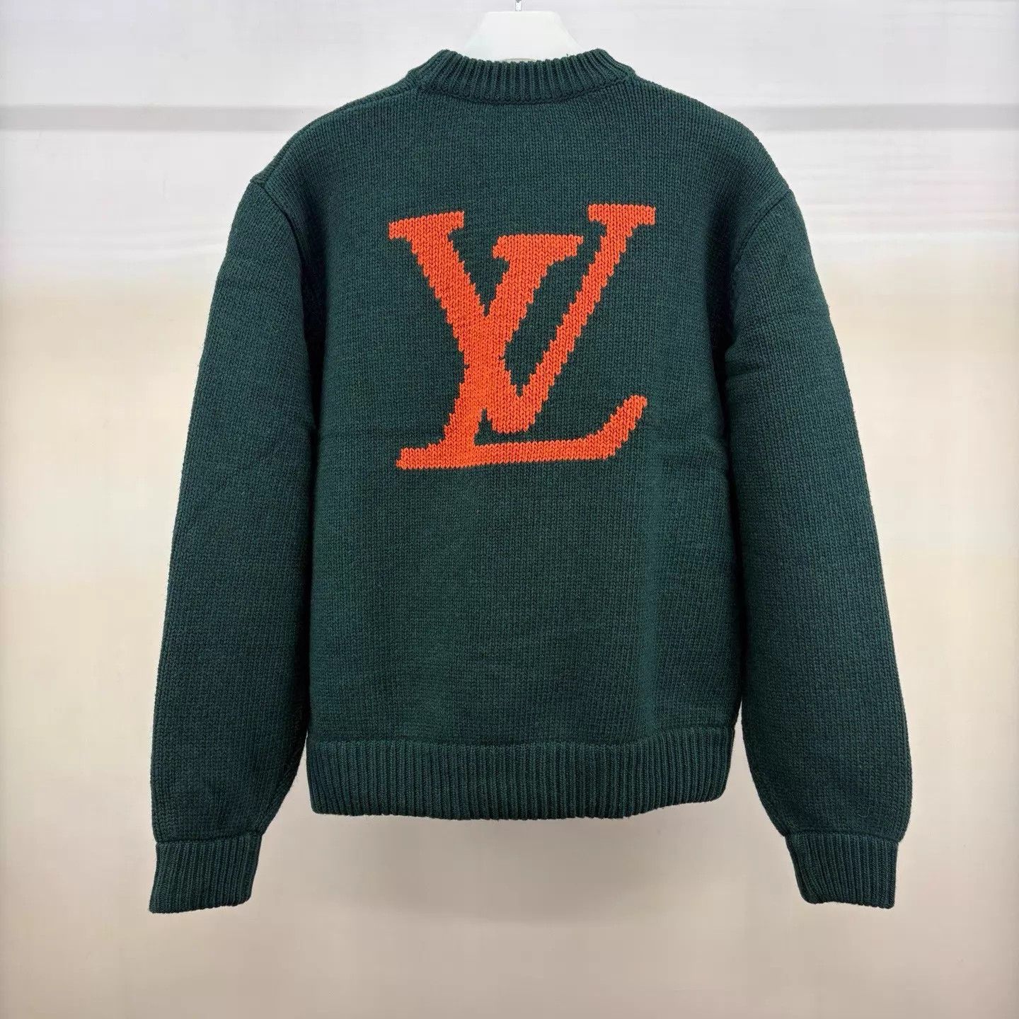 Louis Vuitton Louis Vuitton green cartoon sweater Size S new Size US S / EU 44-46 / 1 - 2 Thumbnail