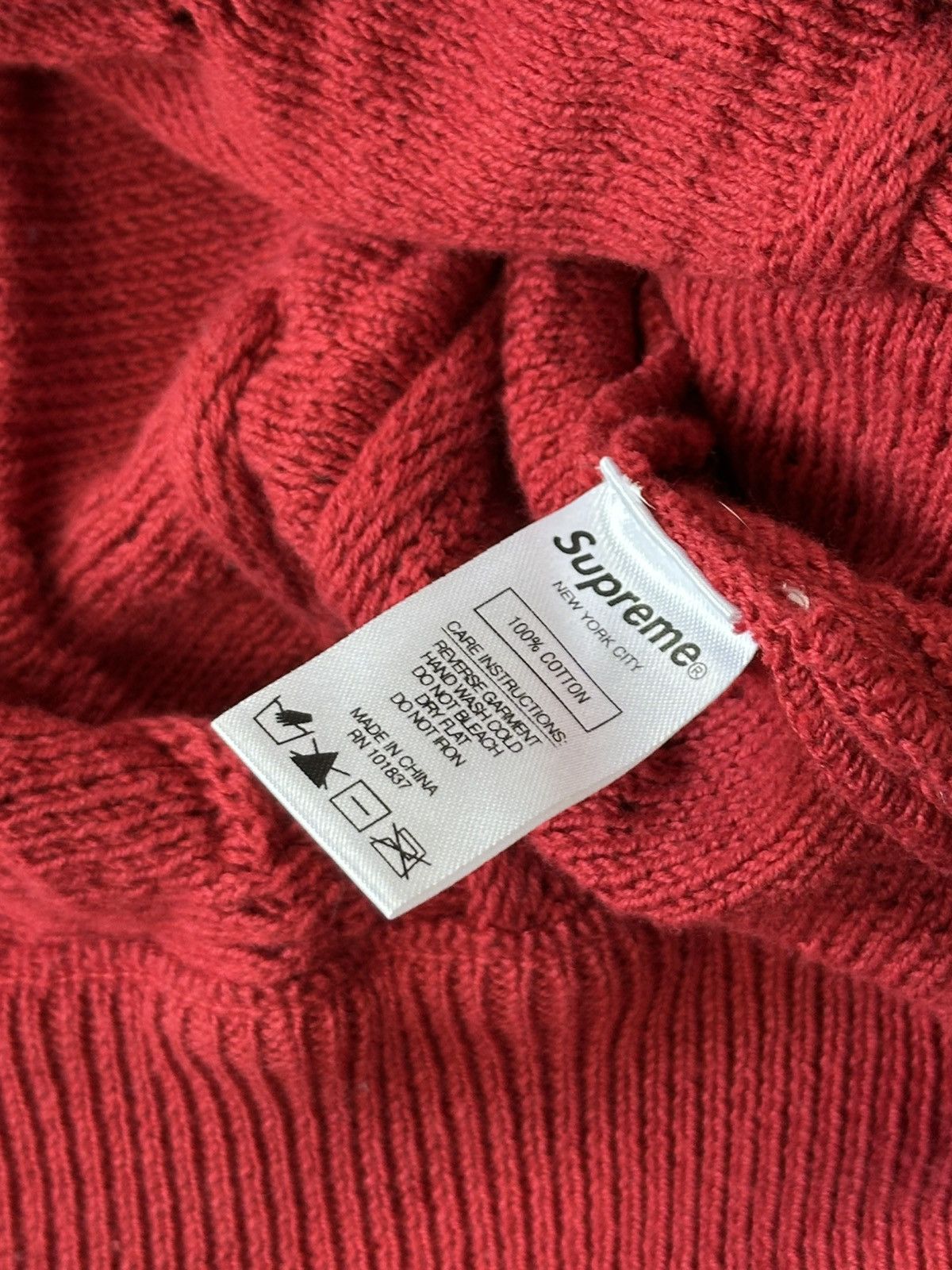 Supreme Supreme Textured Pattern Sweater Red Size US L / EU 52-54 / 3 - 4 Thumbnail