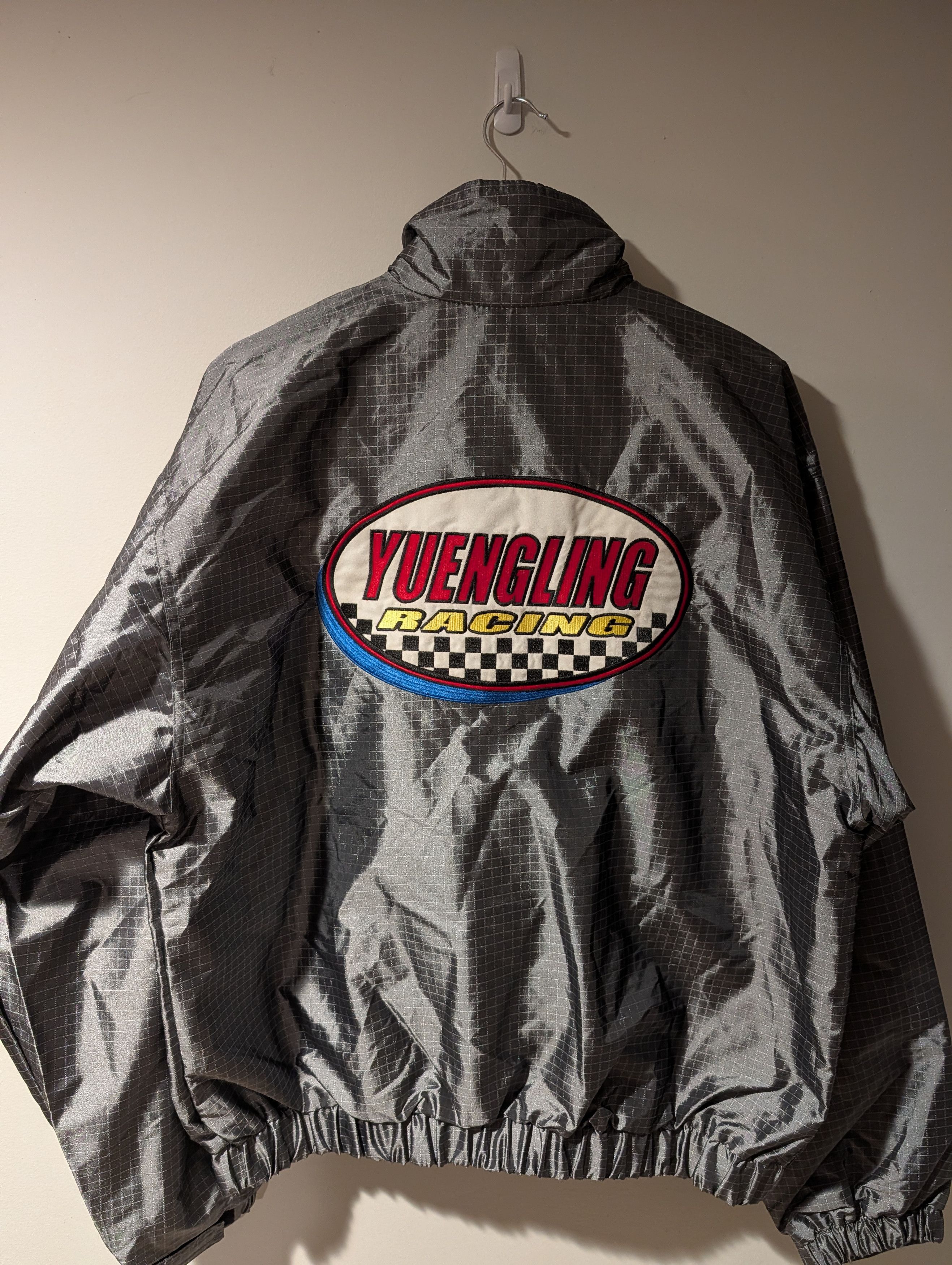 Vintage Vintage Yuengling Racing Beer Promo Jacket Windbreaker Men’s Size US L / EU 52-54 / 3 - 1 Thumbnail