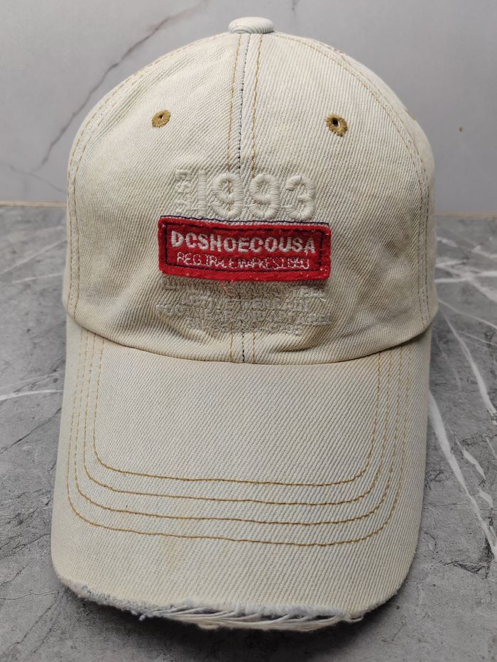 DC Vintage Dcshoecousa Distressed Style Cap Hat Size ONE SIZE - 2 Thumbnail
